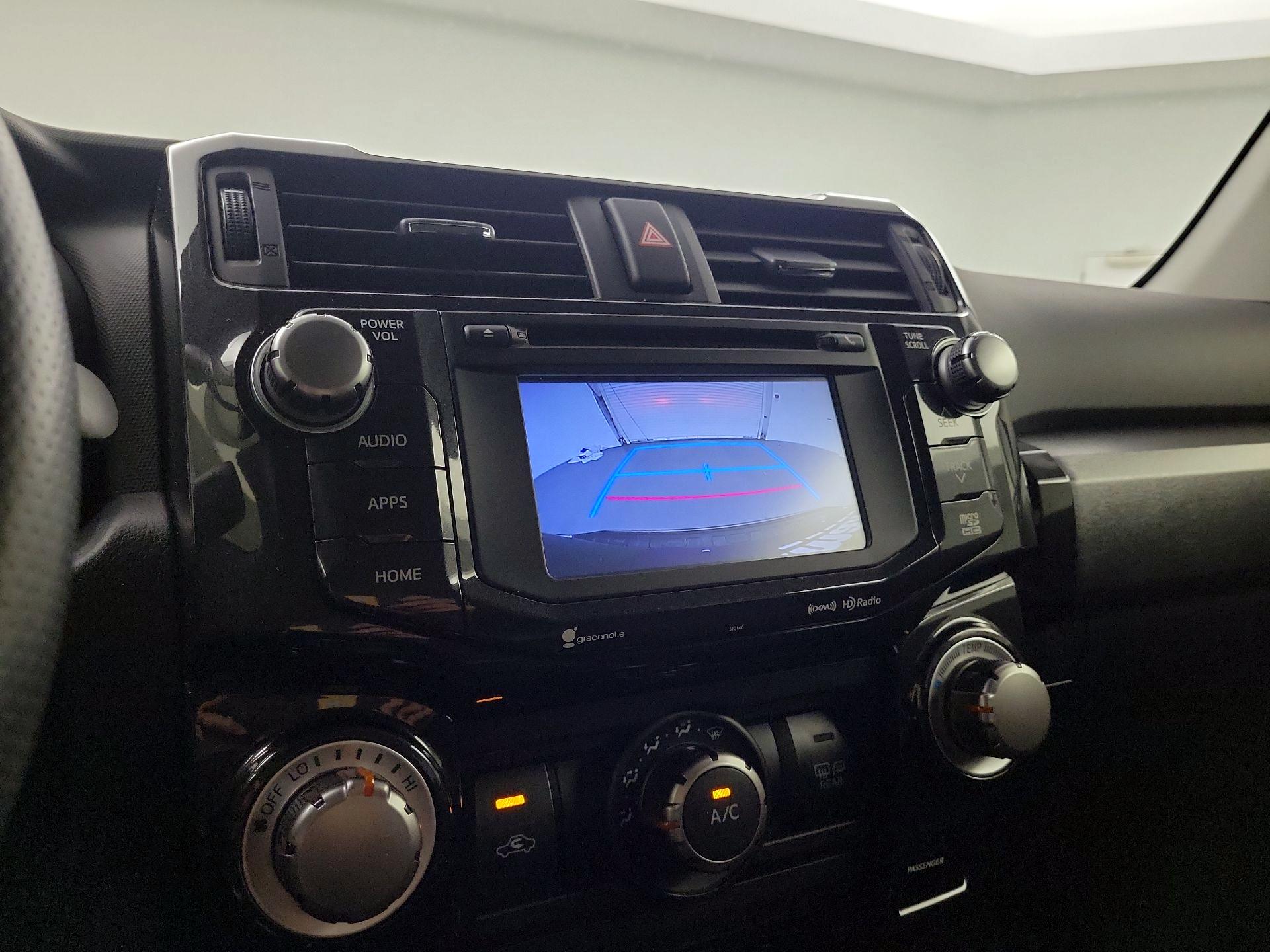 Thumbnail: 2016 Toyota 4Runner - 12
