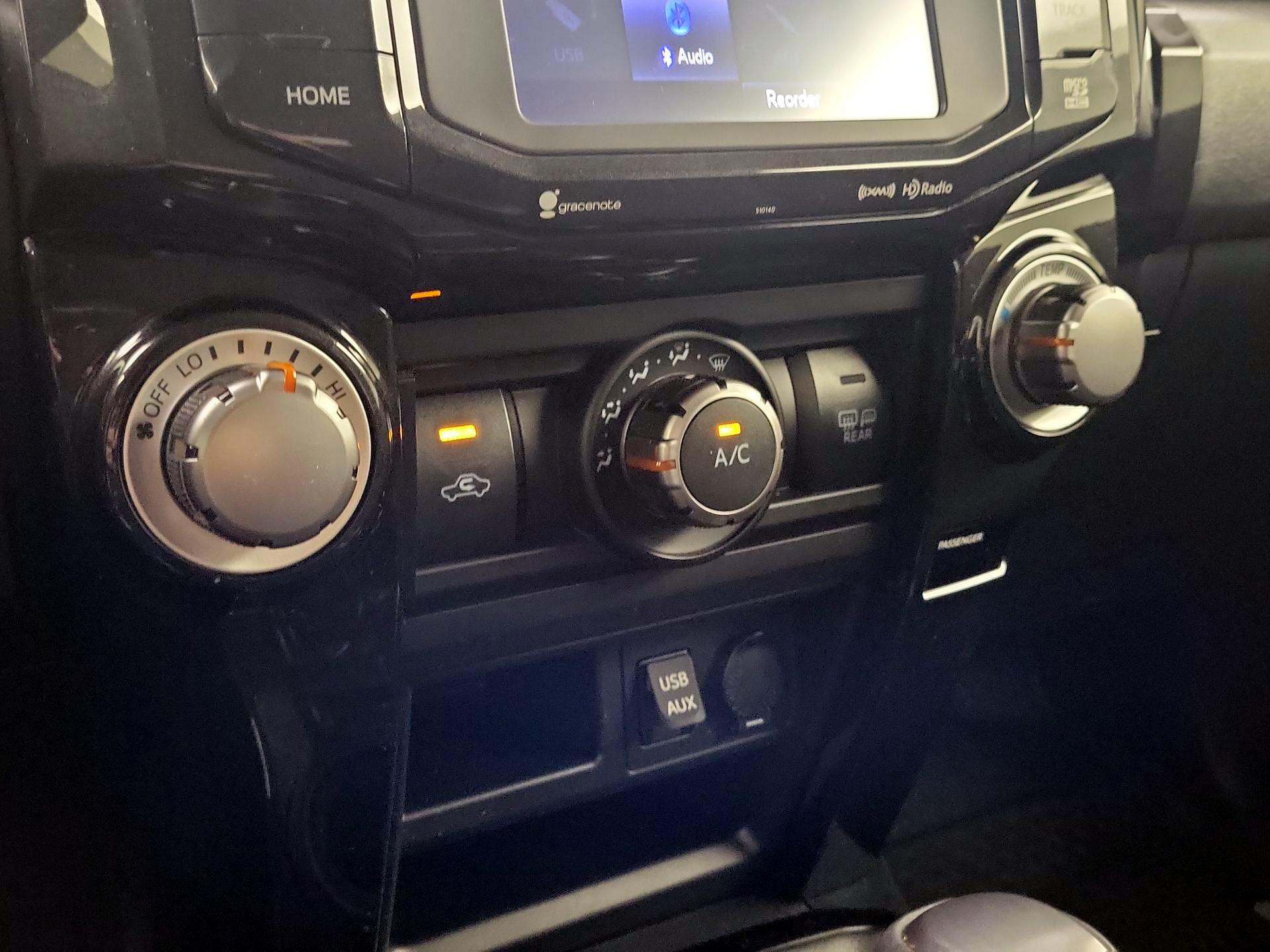 Thumbnail: 2016 Toyota 4Runner - 14