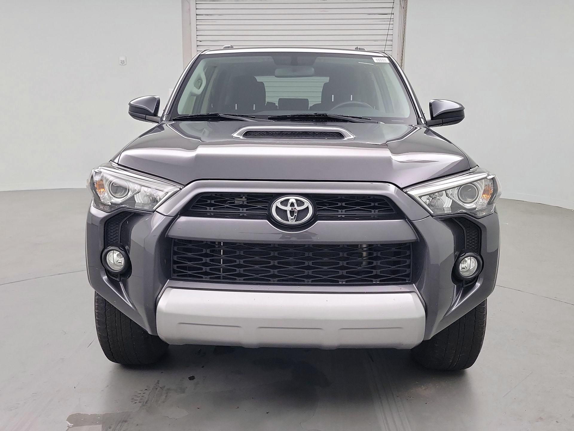 Thumbnail: 2016 Toyota 4Runner - 2