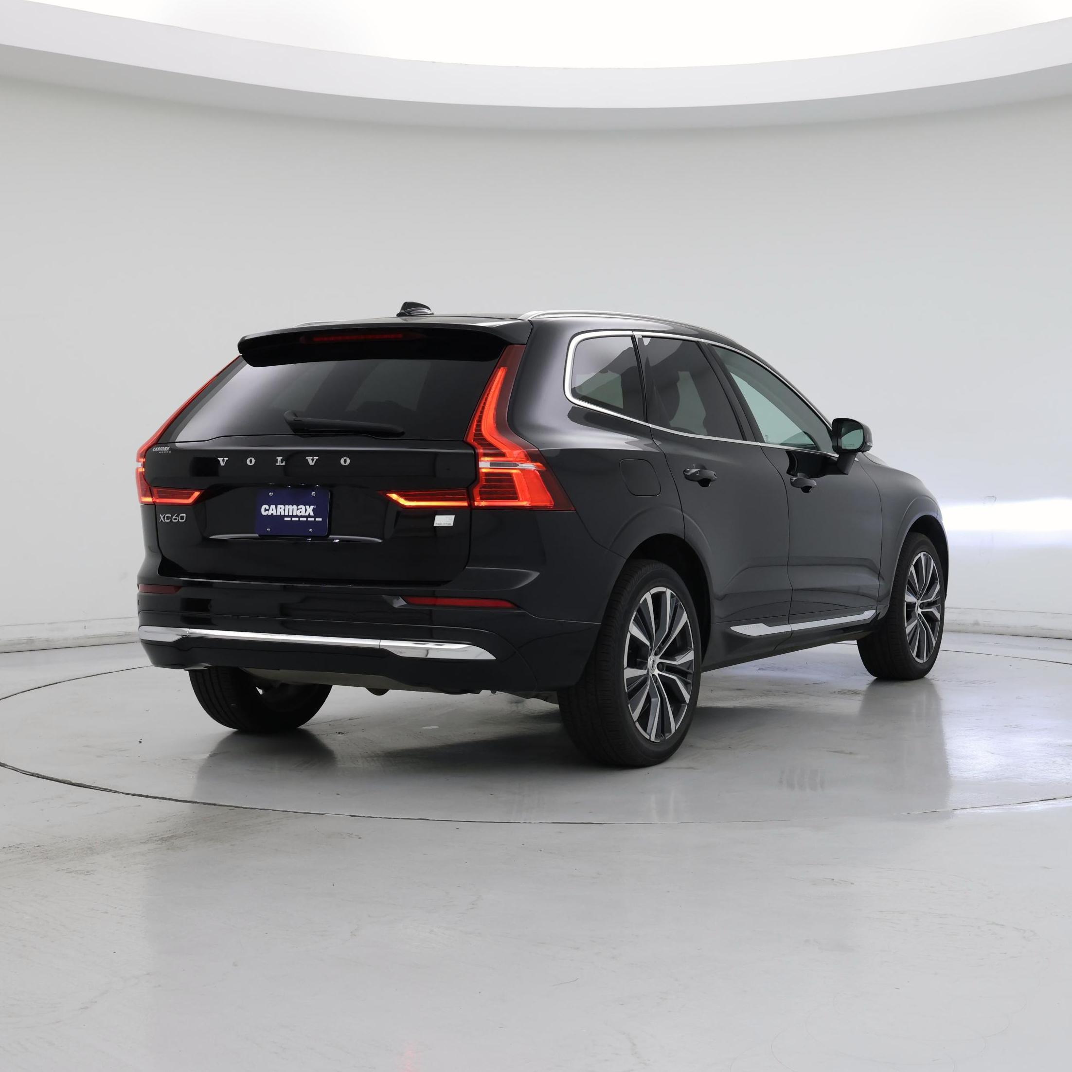 Thumbnail: 2022 Volvo XC60 - 8