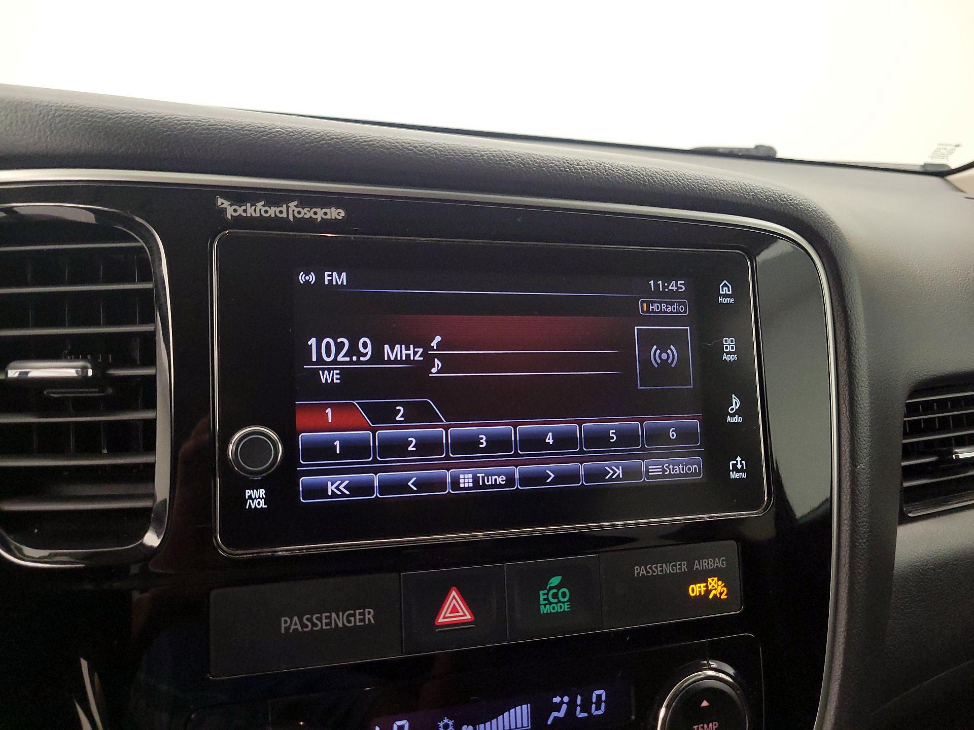Thumbnail: 2017 Mitsubishi Outlander - 14