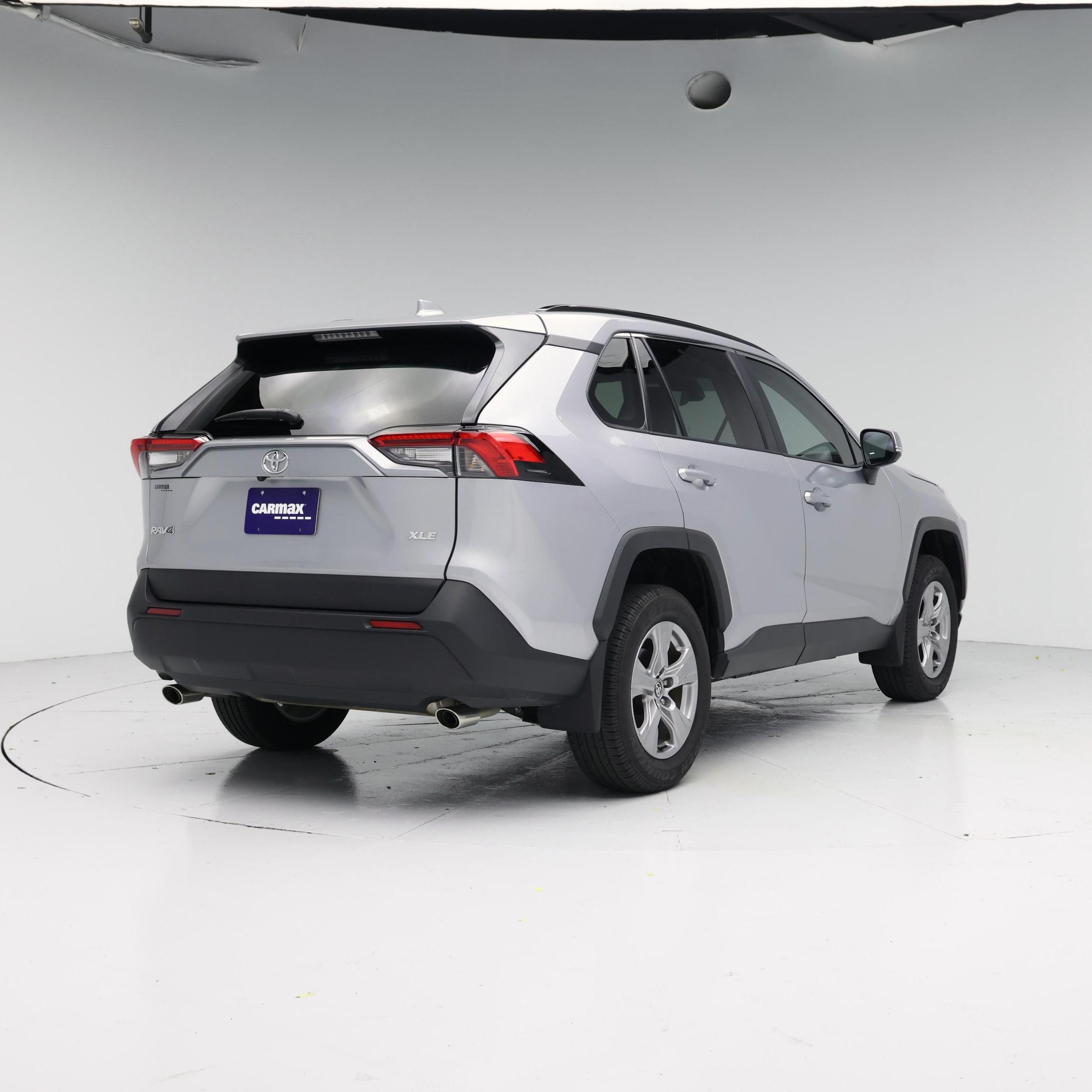 Thumbnail: 2025 Toyota RAV4 - 8