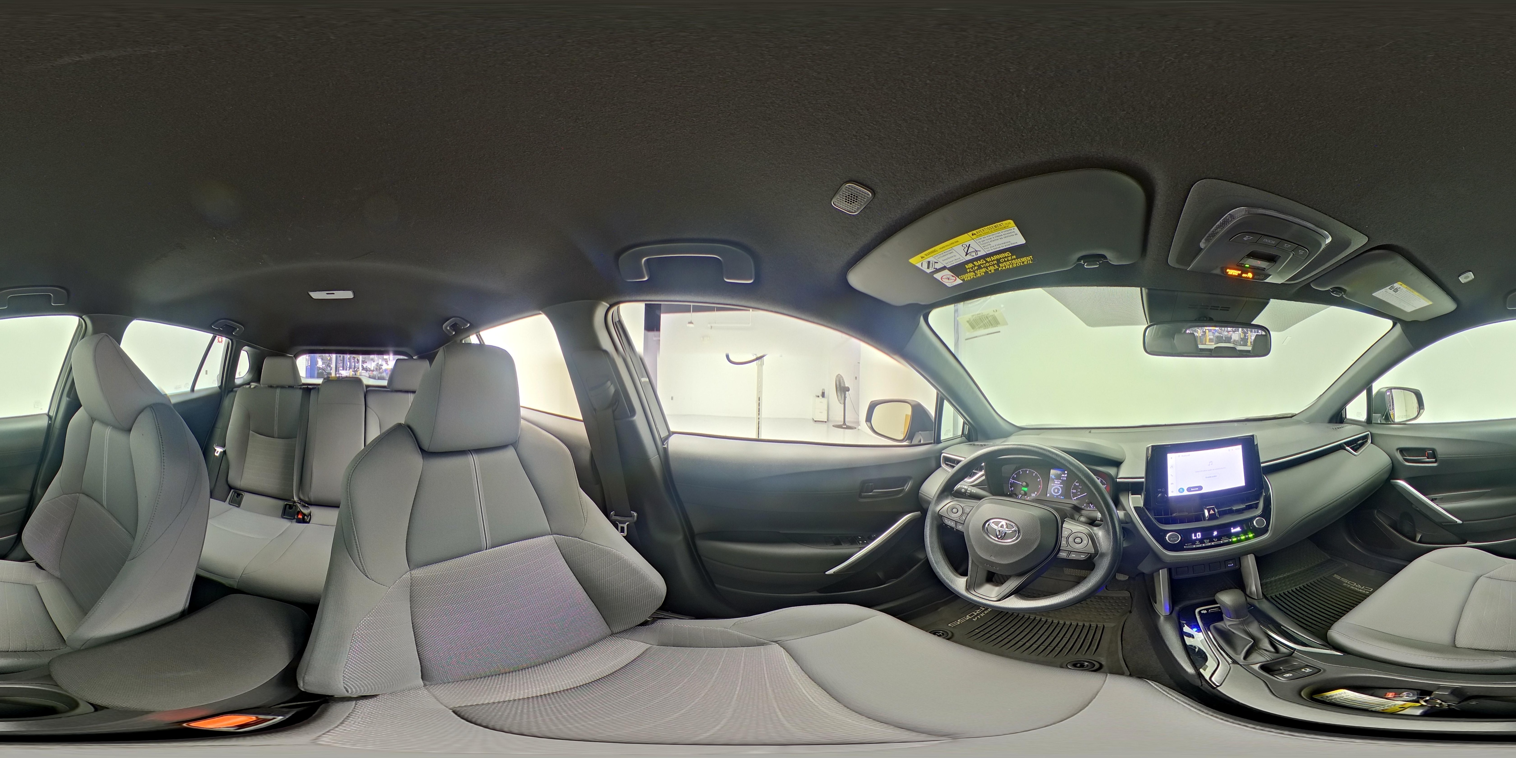 2024 Toyota Corolla Cross S - Photo 25
