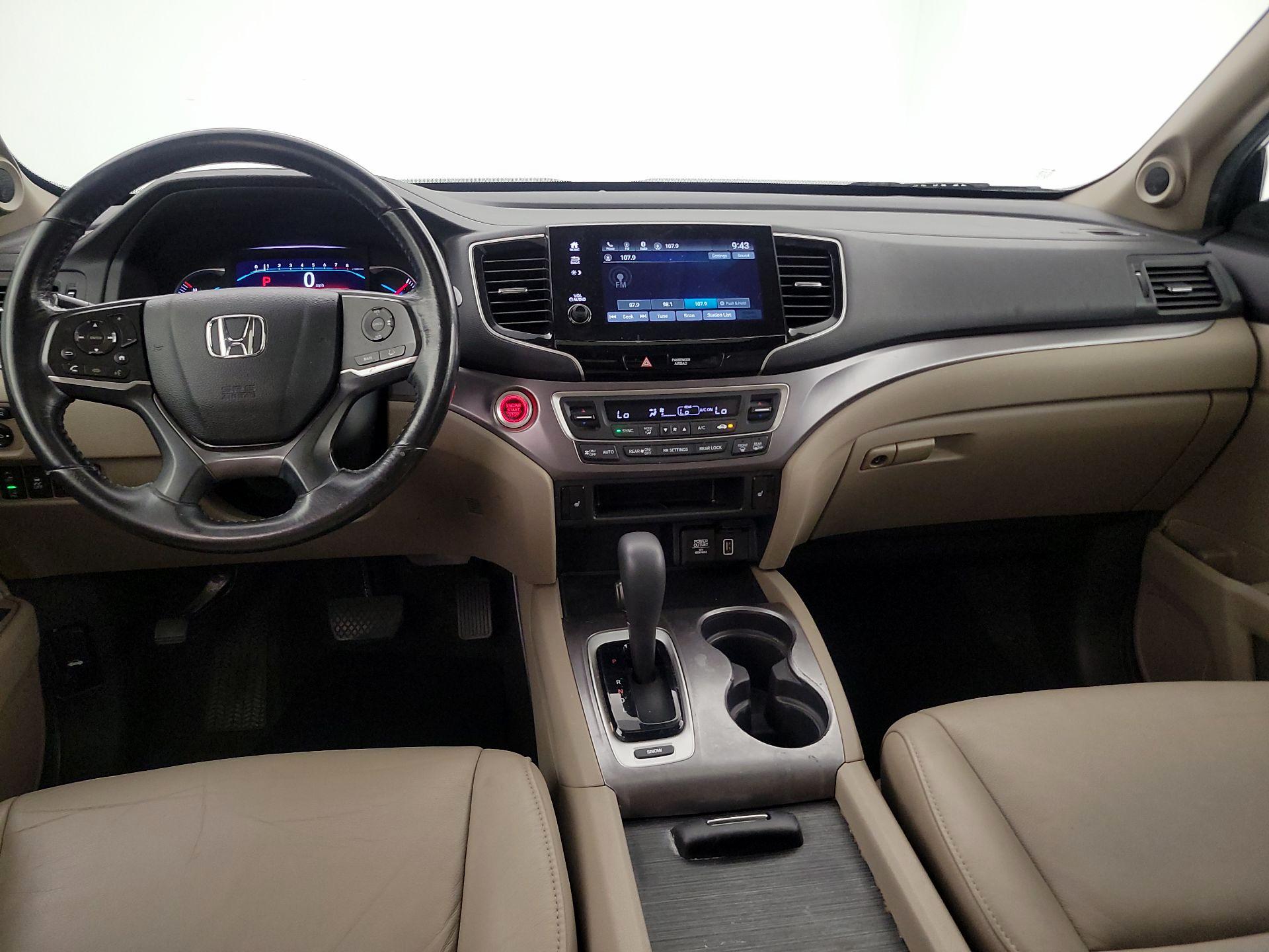 Thumbnail: 2019 Honda Pilot - 9