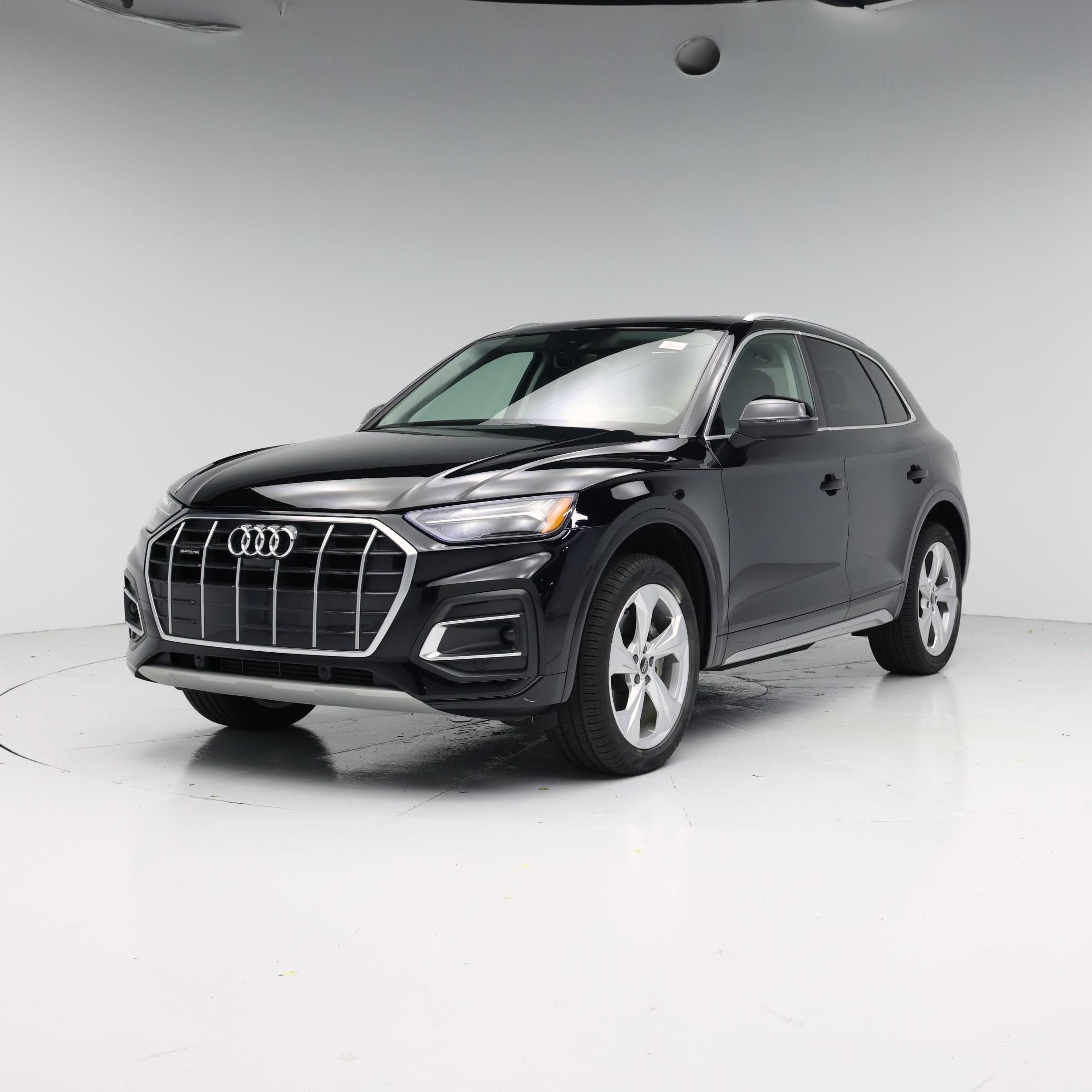 Thumbnail: 2021 Audi Q5 - 4