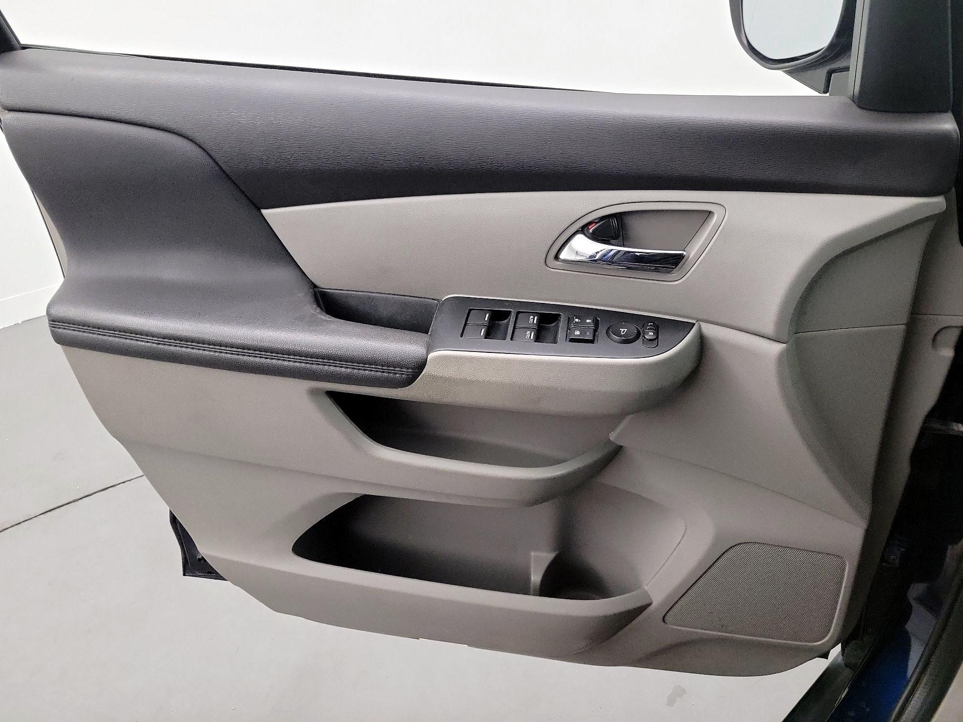 Thumbnail: 2016 Honda Odyssey - 12