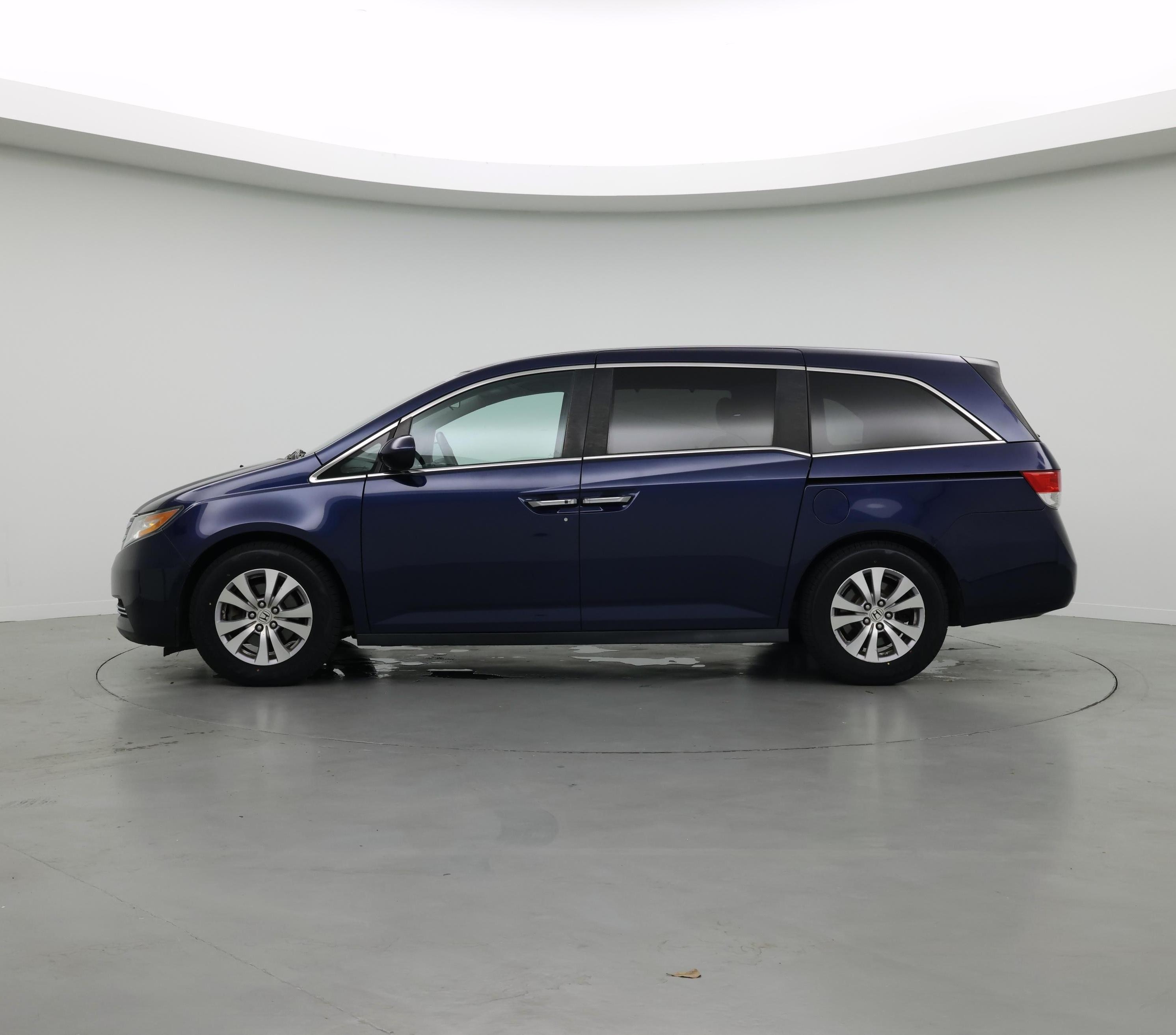 Thumbnail: 2016 Honda Odyssey - 3