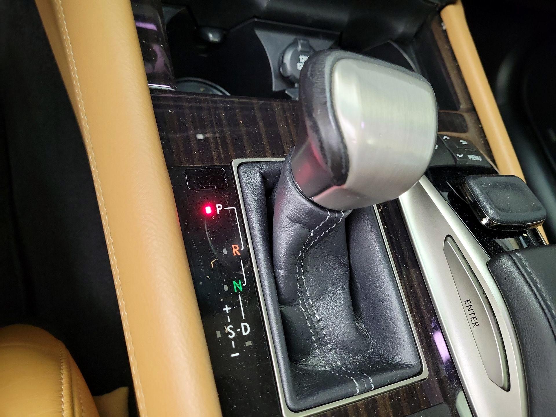 Thumbnail: 2016 Lexus LS - 18