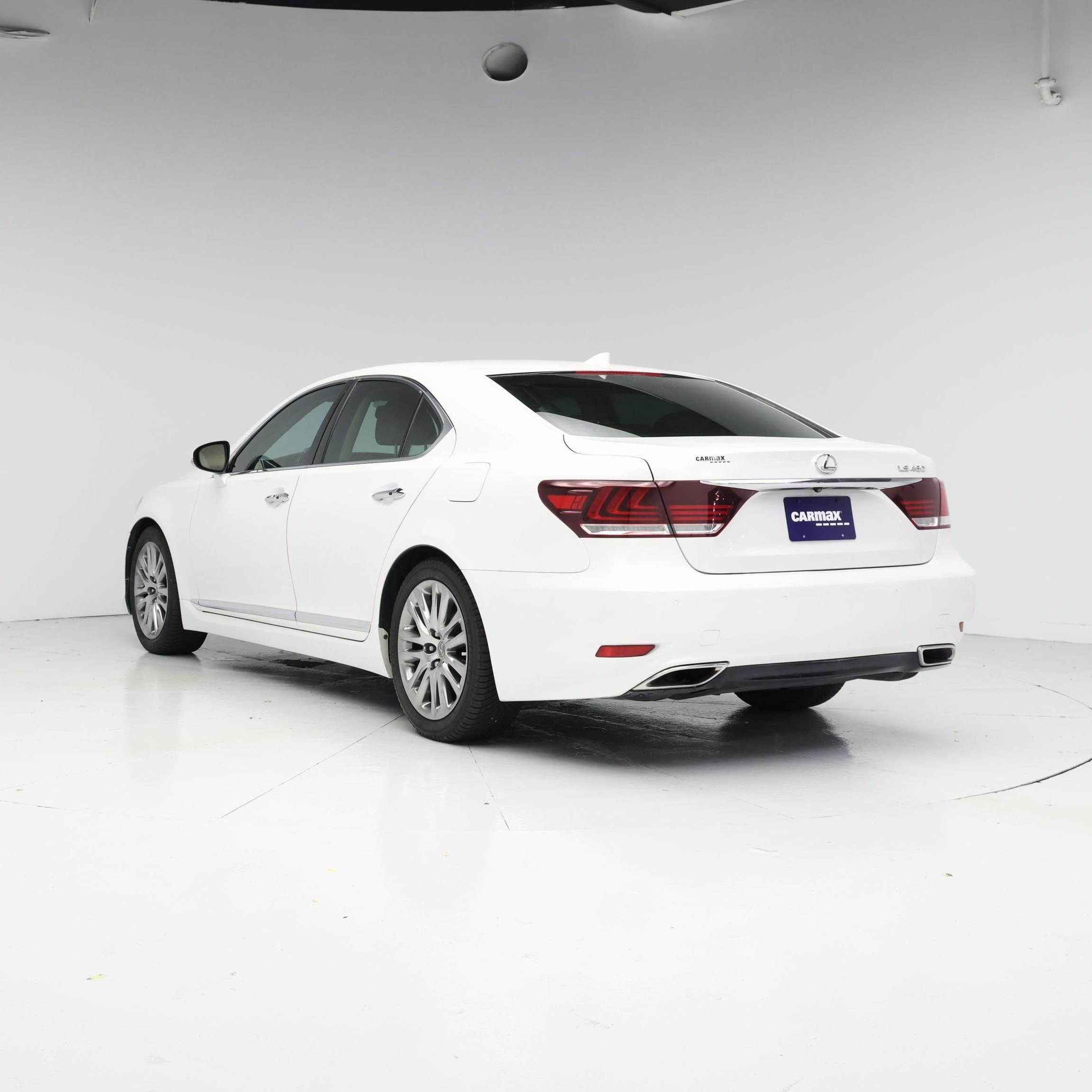 Thumbnail: 2016 Lexus LS - 2