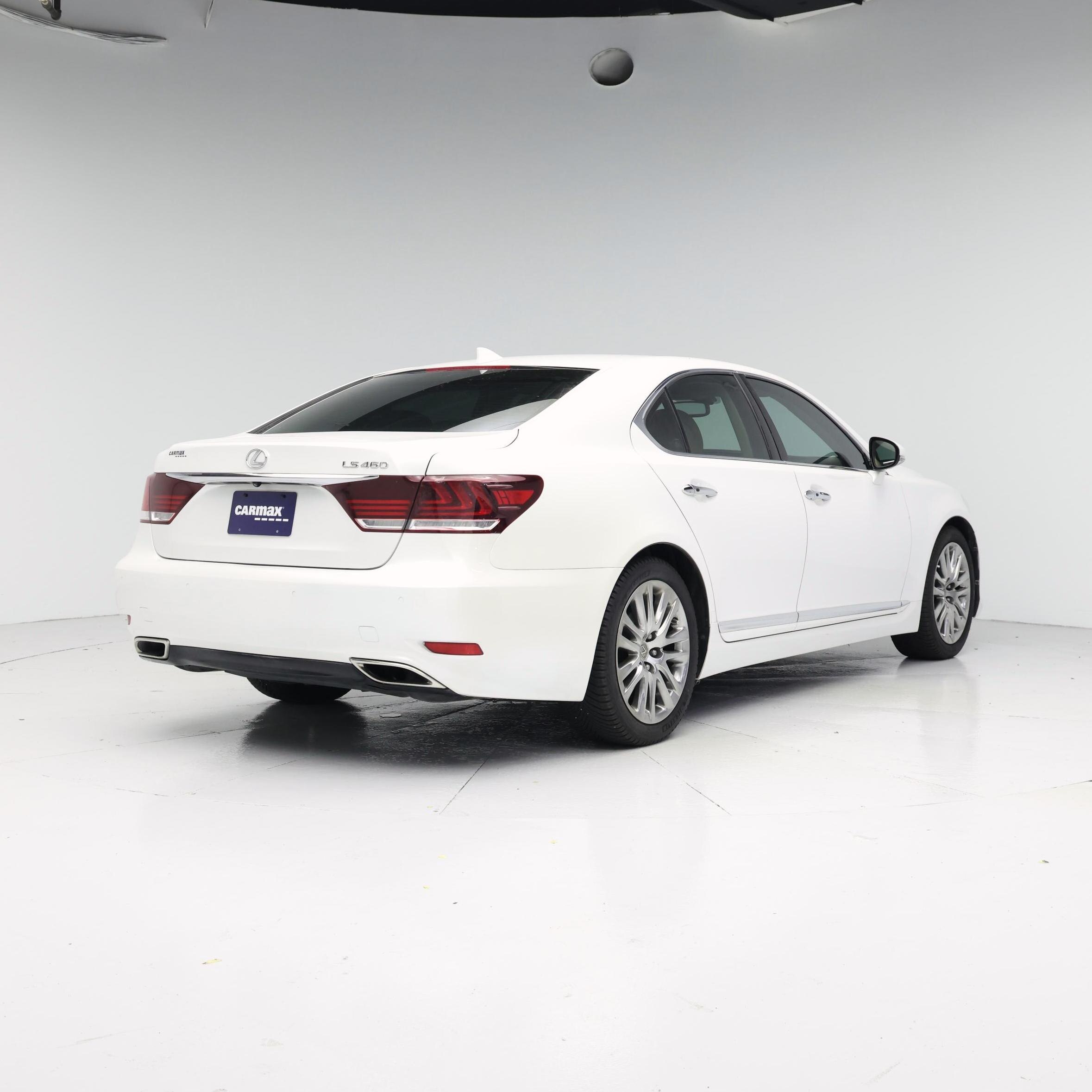 Thumbnail: 2016 Lexus LS - 8