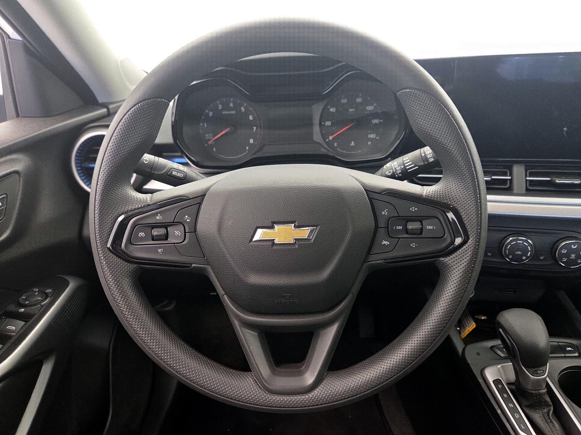 Thumbnail: 2025 Chevrolet Trax - 10