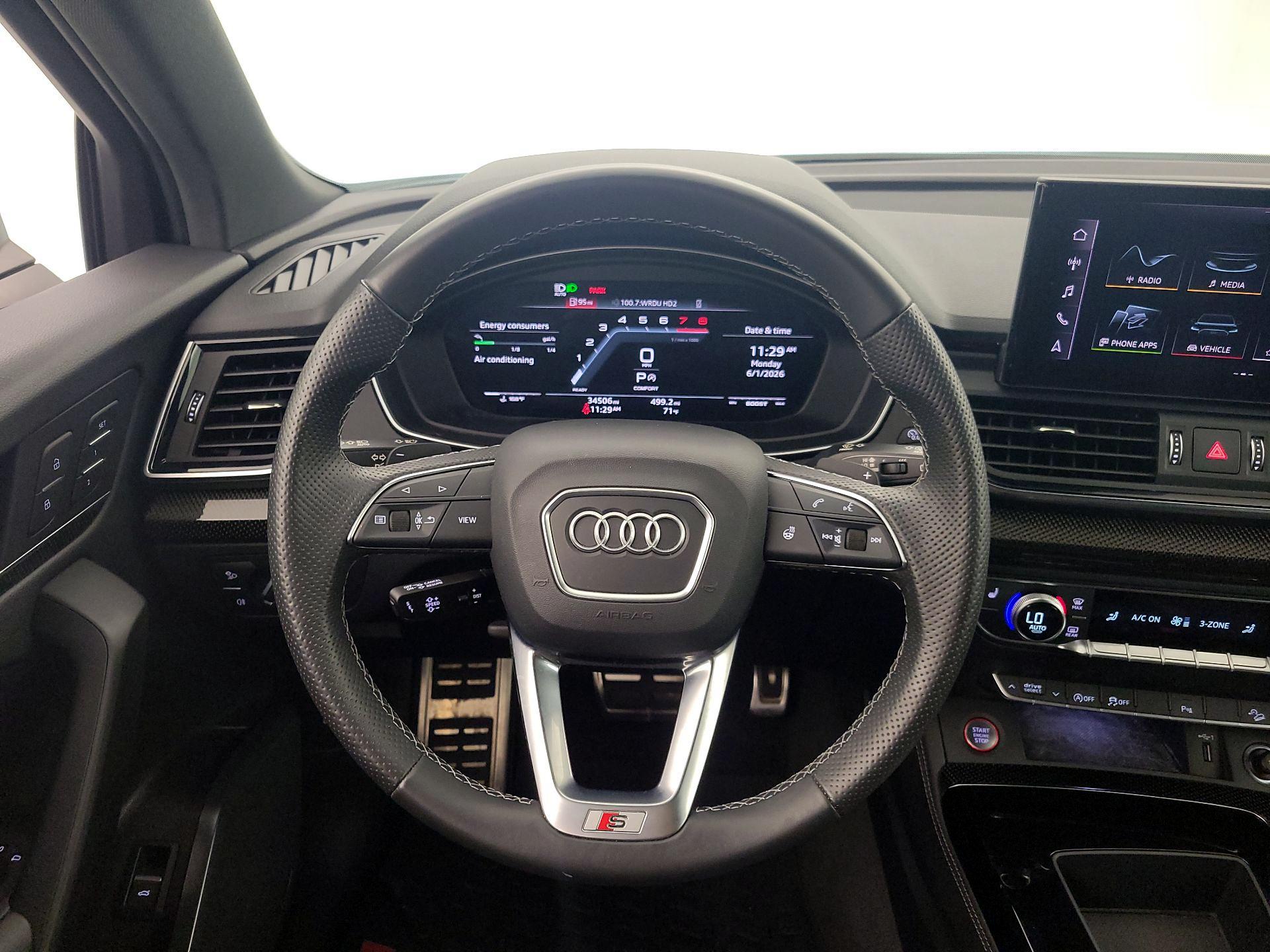 Thumbnail: 2022 Audi SQ5 - 10
