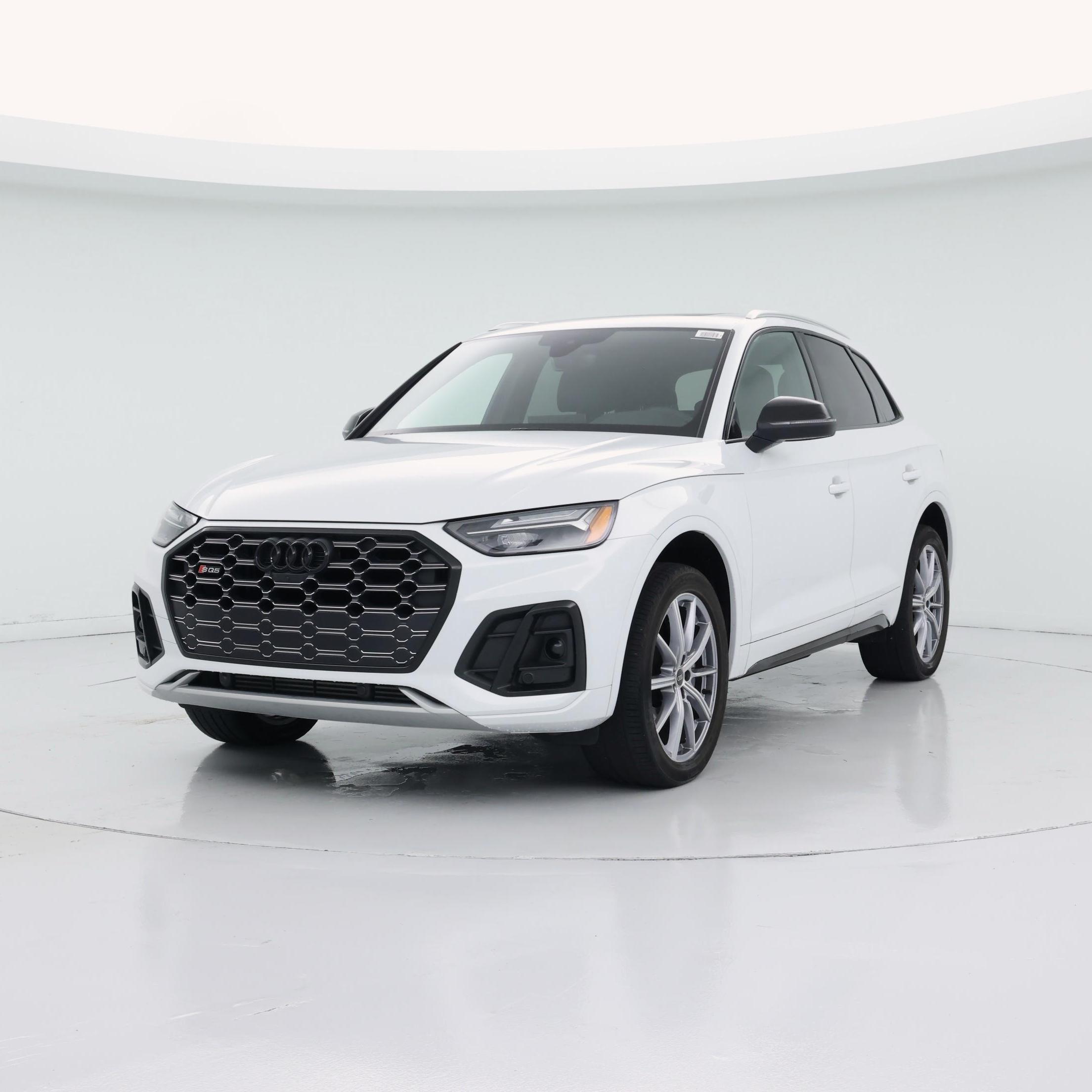 Thumbnail: 2022 Audi SQ5 - 4