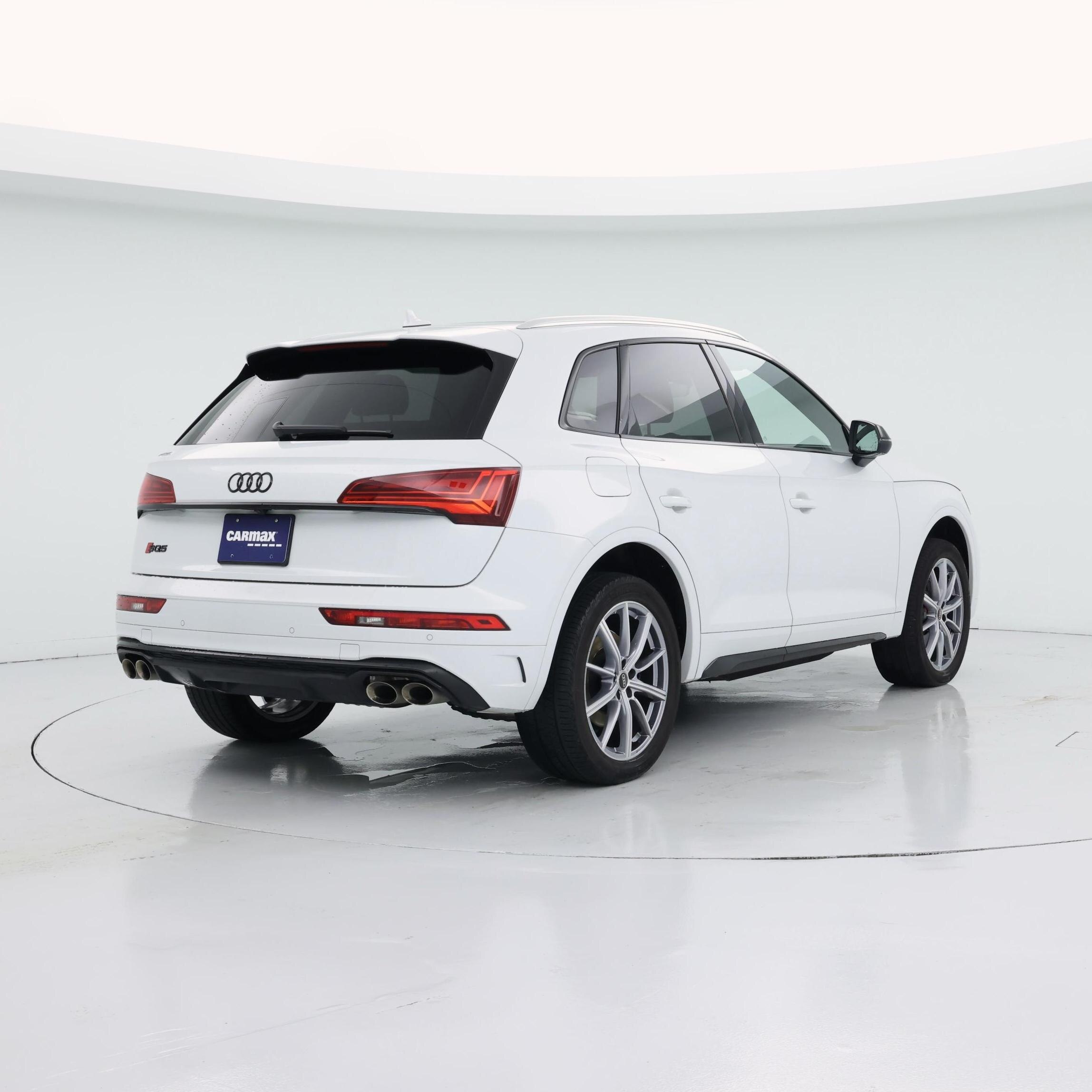 Thumbnail: 2022 Audi SQ5 - 8