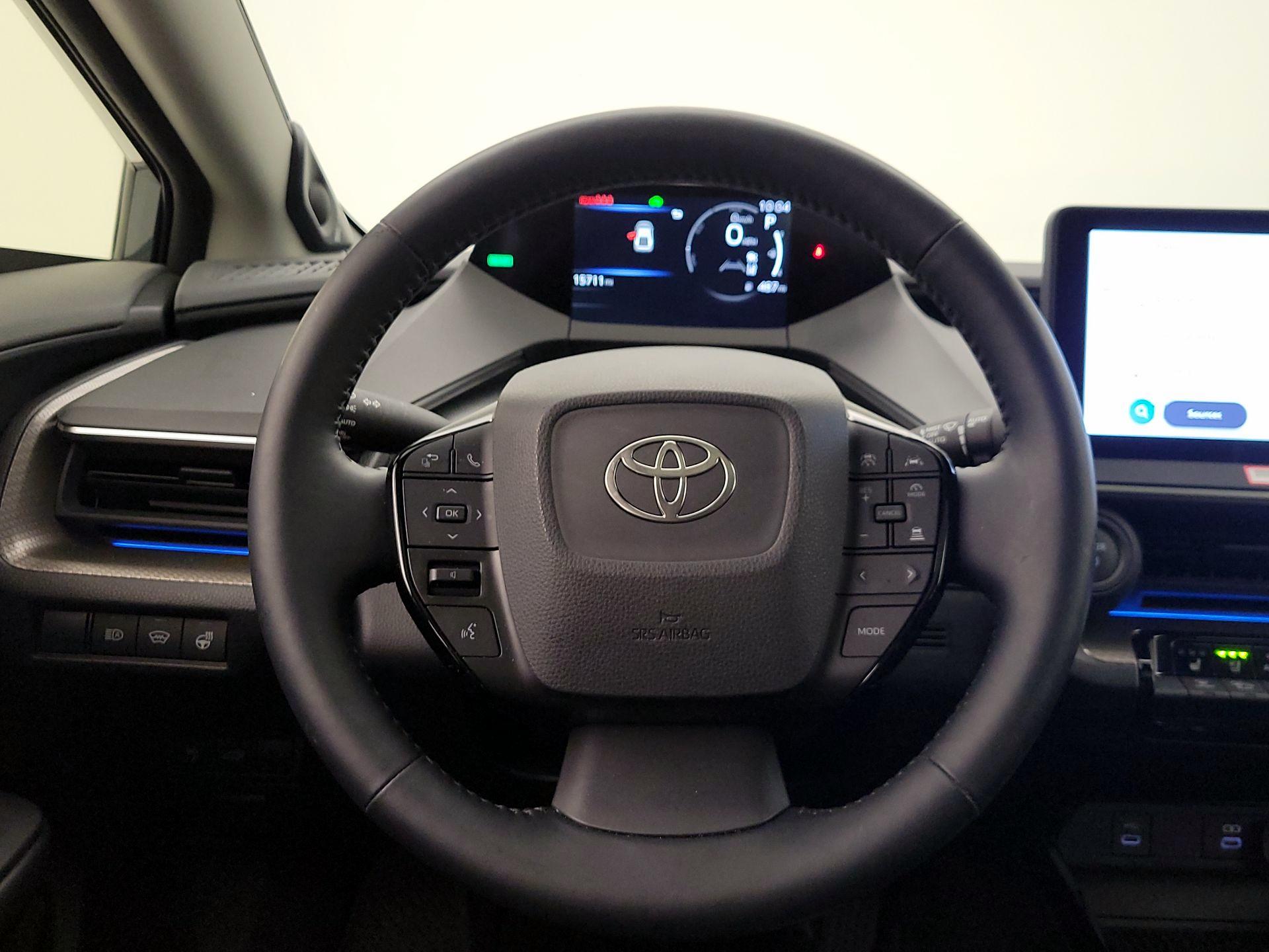 Thumbnail: 2024 Toyota Prius - 10