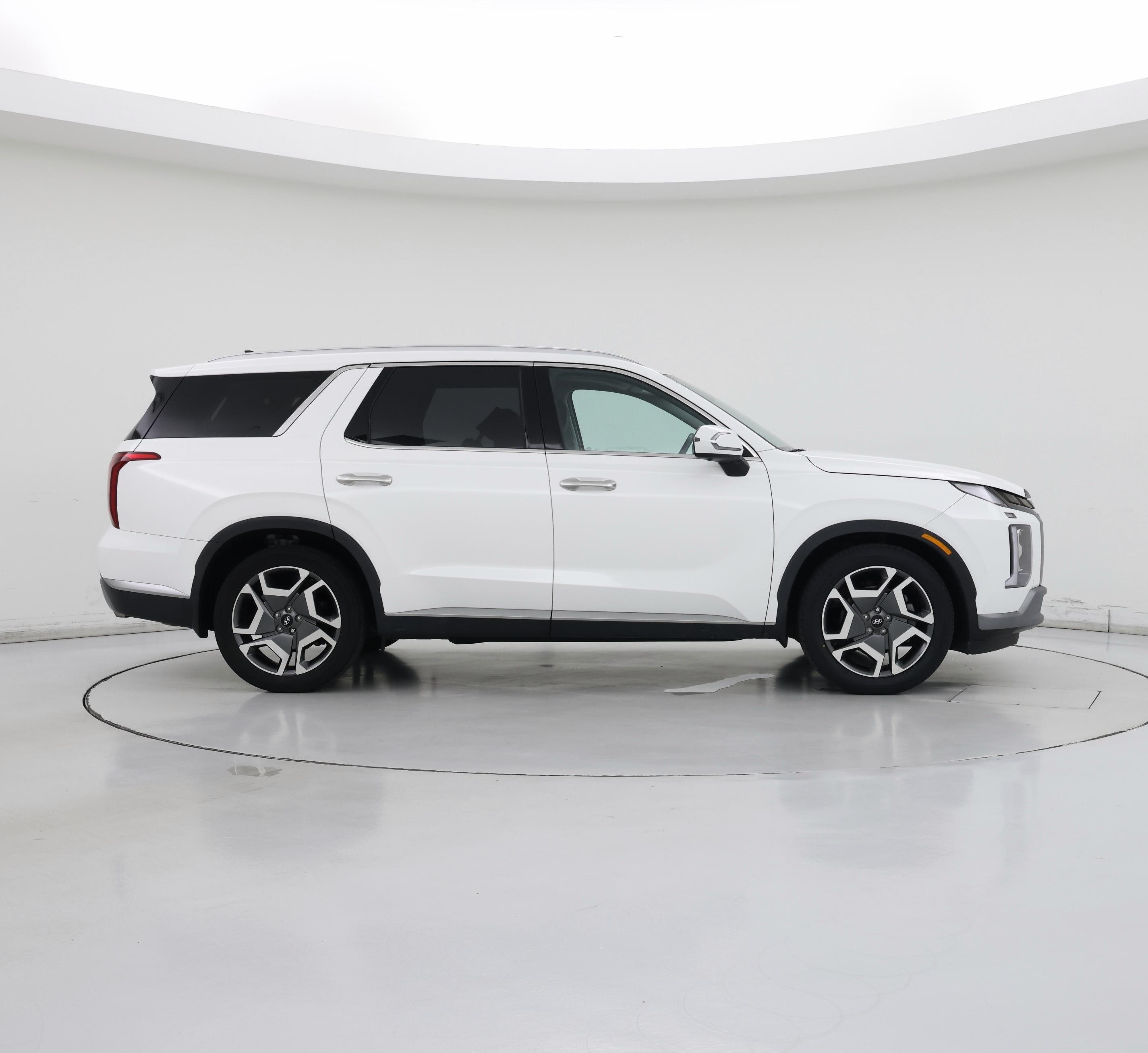 Thumbnail: 2023 Hyundai Palisade - 7