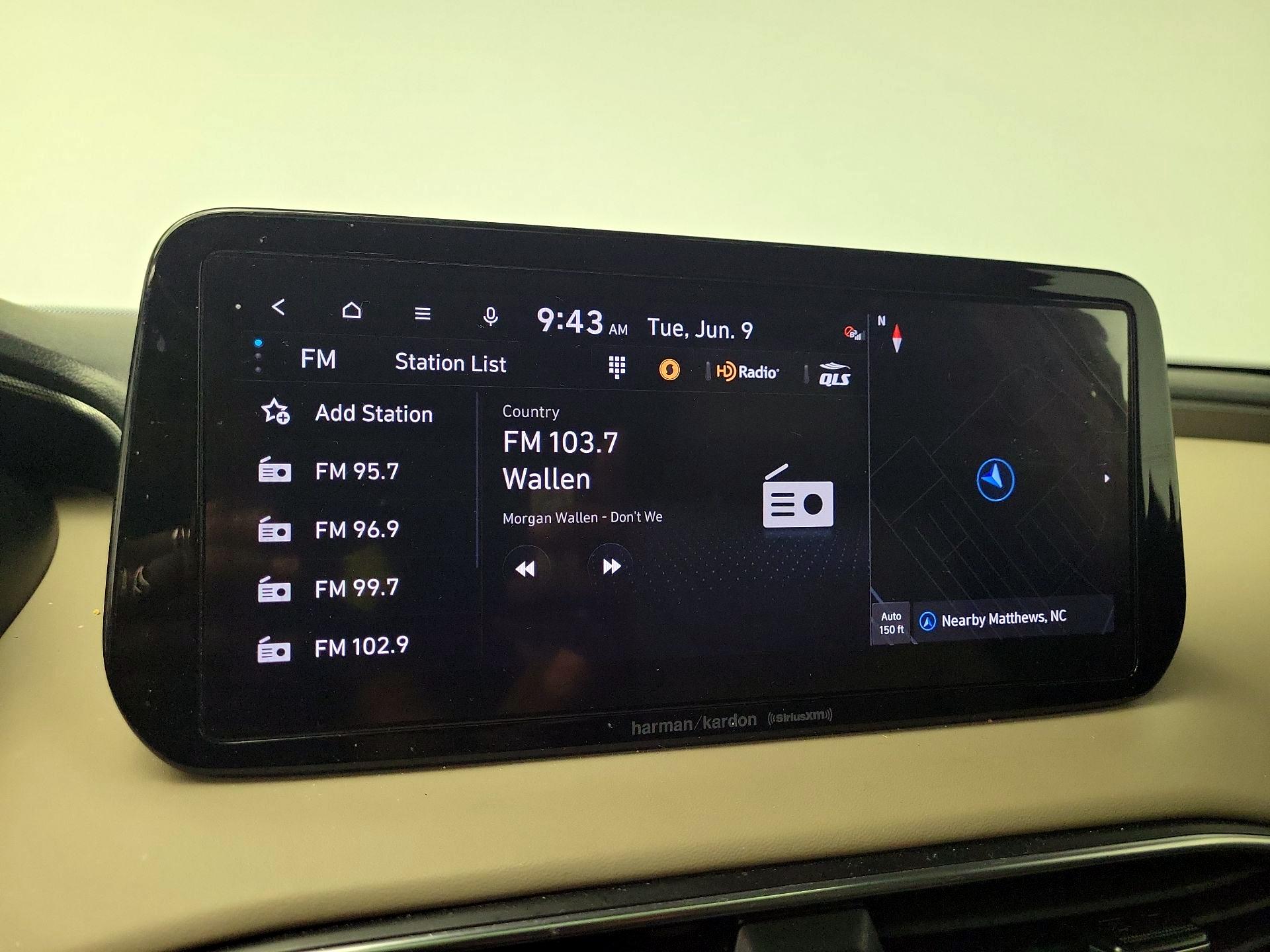 Thumbnail: 2023 Hyundai Santa Fe - 16