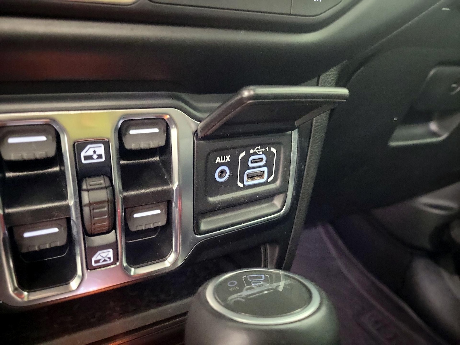 2022 Jeep Gladiator Overland - Photo 20
