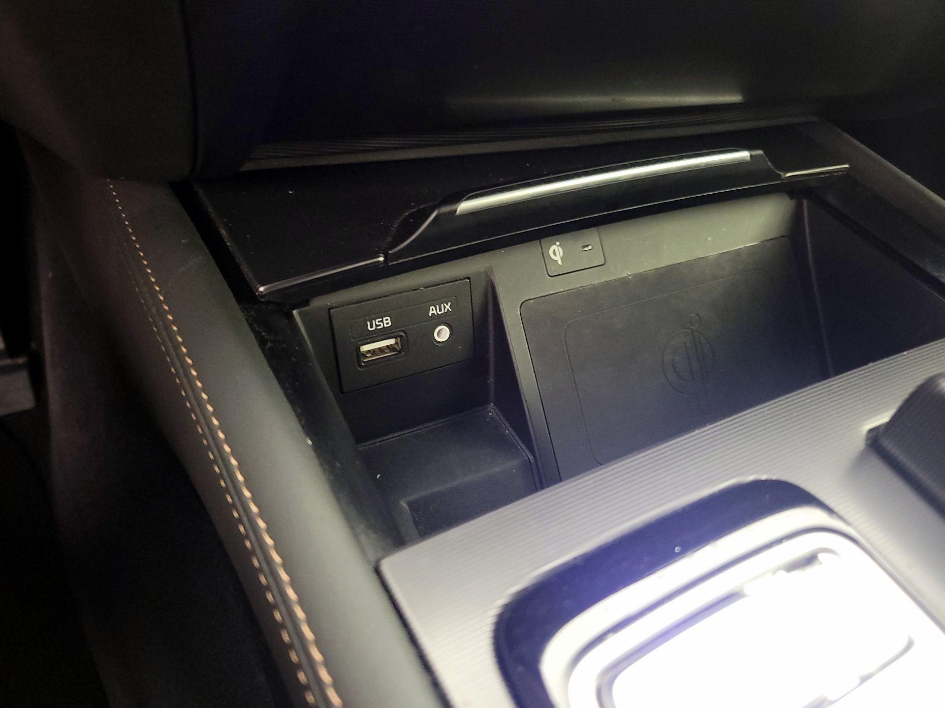 Thumbnail: 2018 Genesis G80 - 19