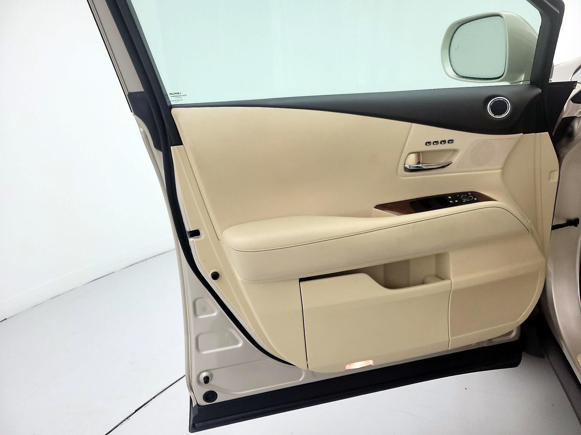 Thumbnail: 2015 Lexus RX - 12