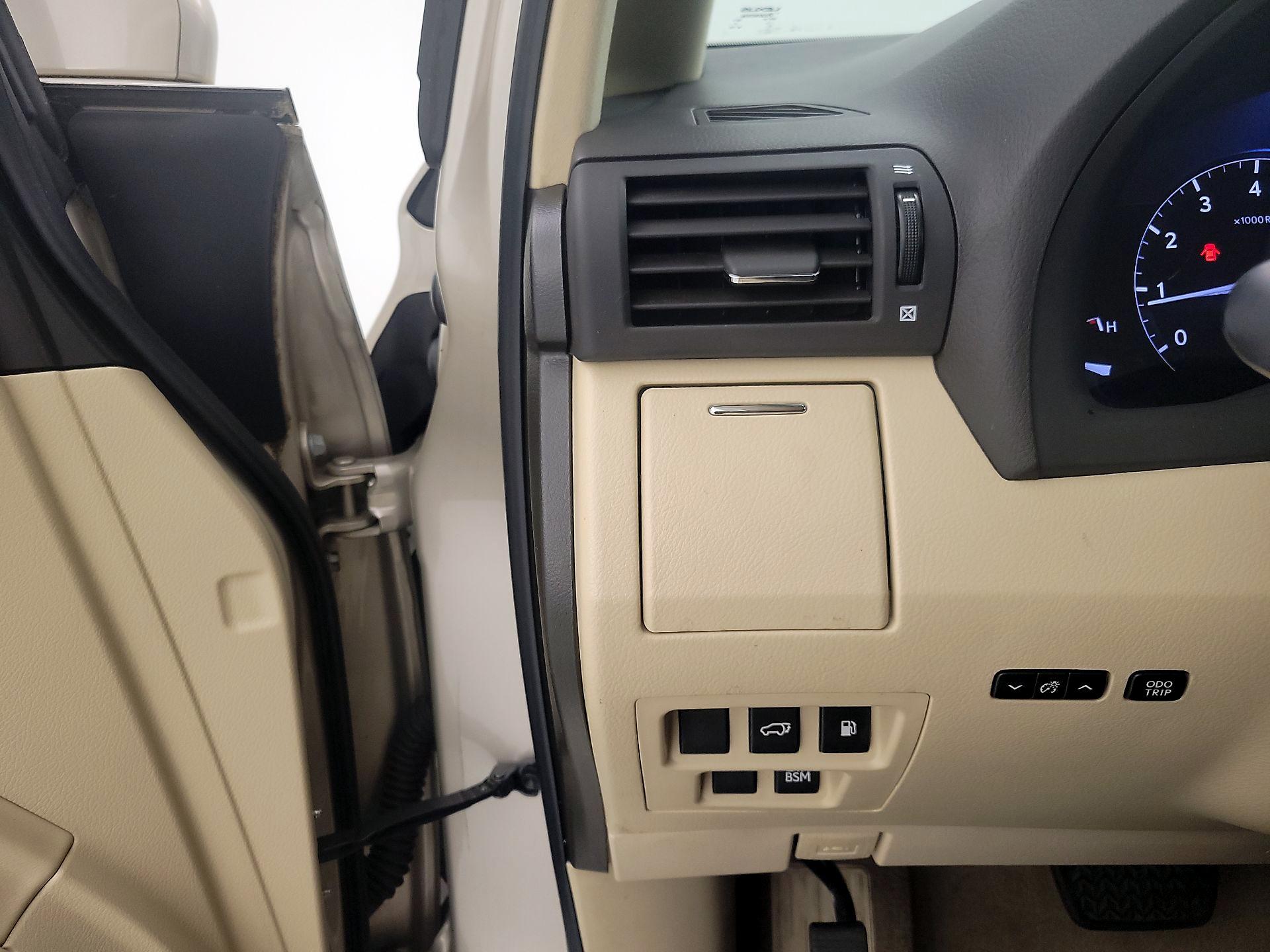 Thumbnail: 2015 Lexus RX - 13
