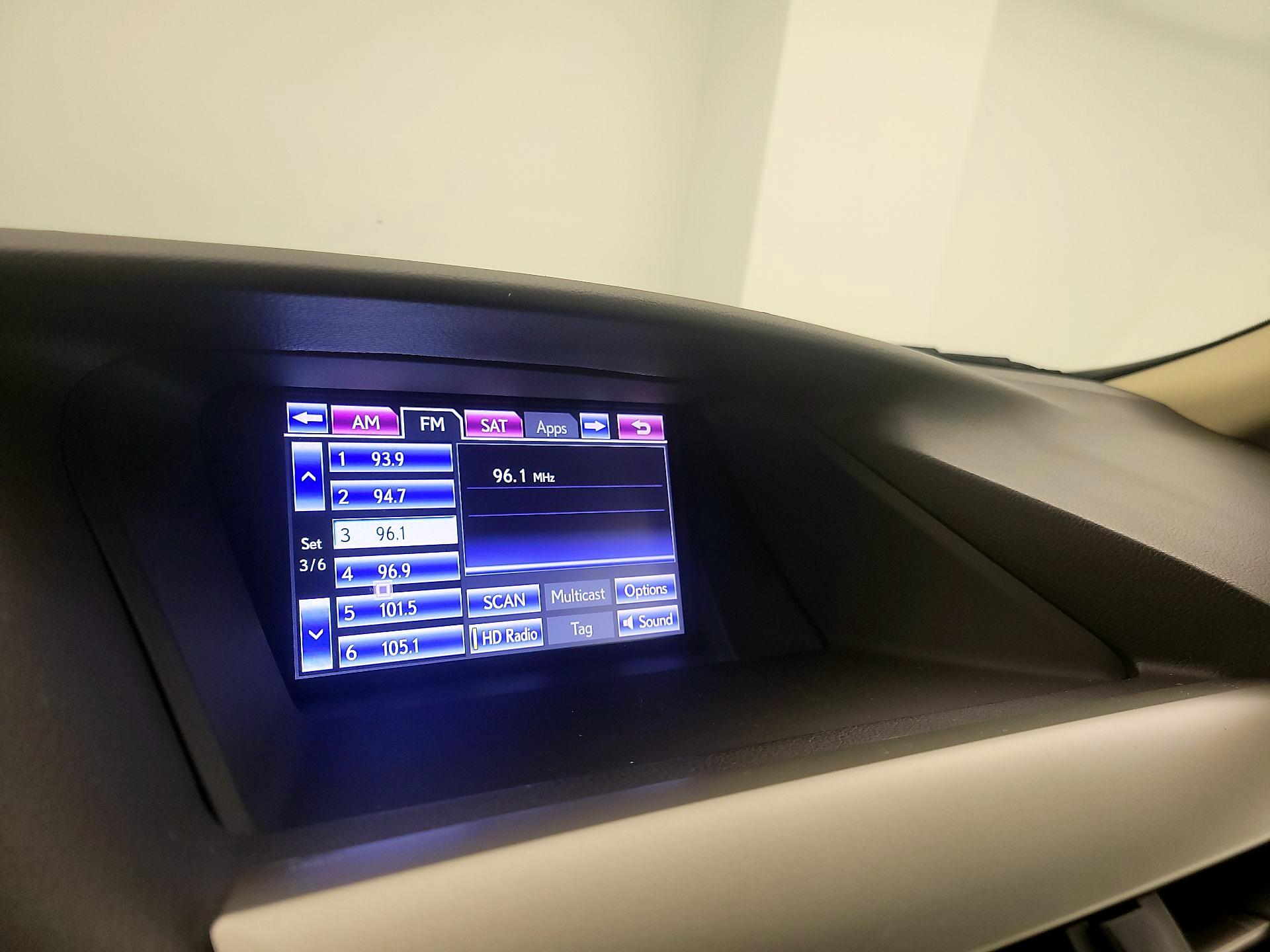 Thumbnail: 2015 Lexus RX - 16