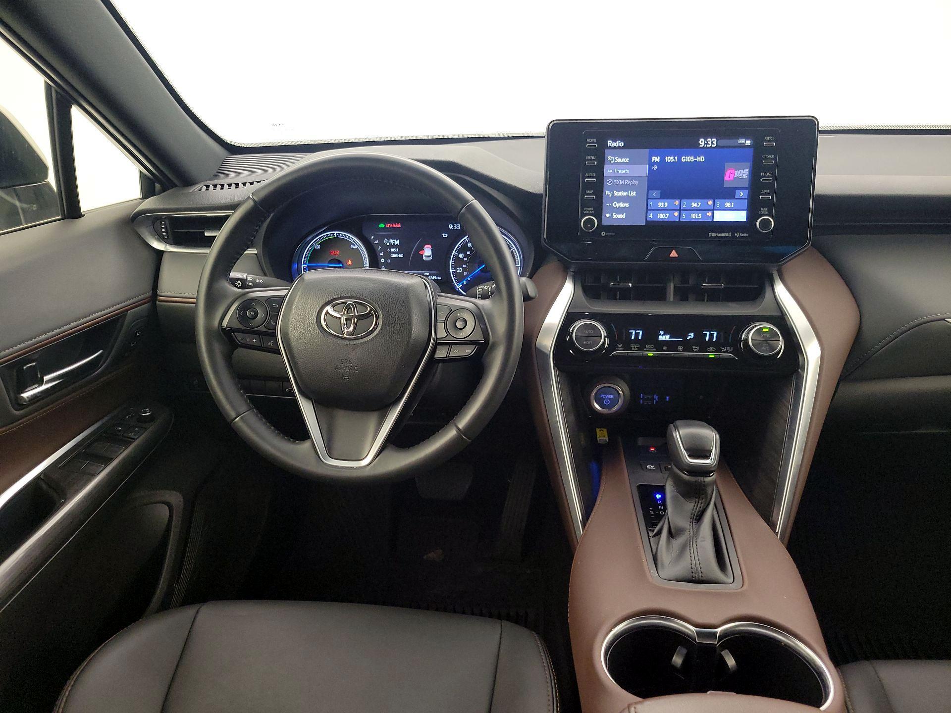 Thumbnail: 2022 Toyota Venza - 10