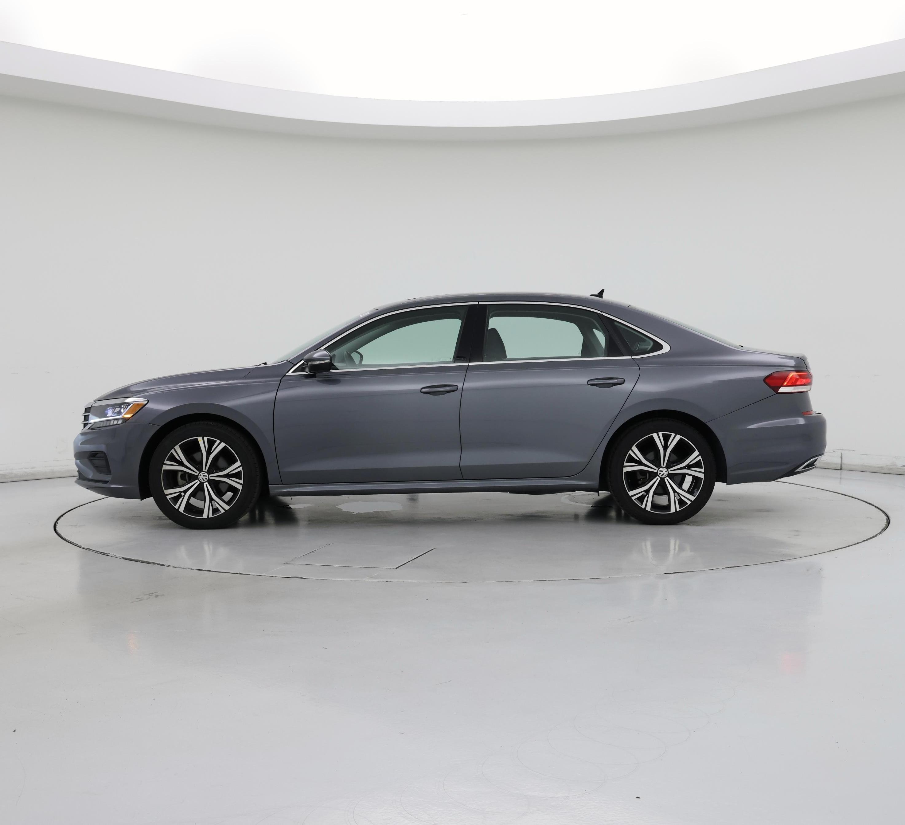 Thumbnail: 2022 Volkswagen Passat - 3