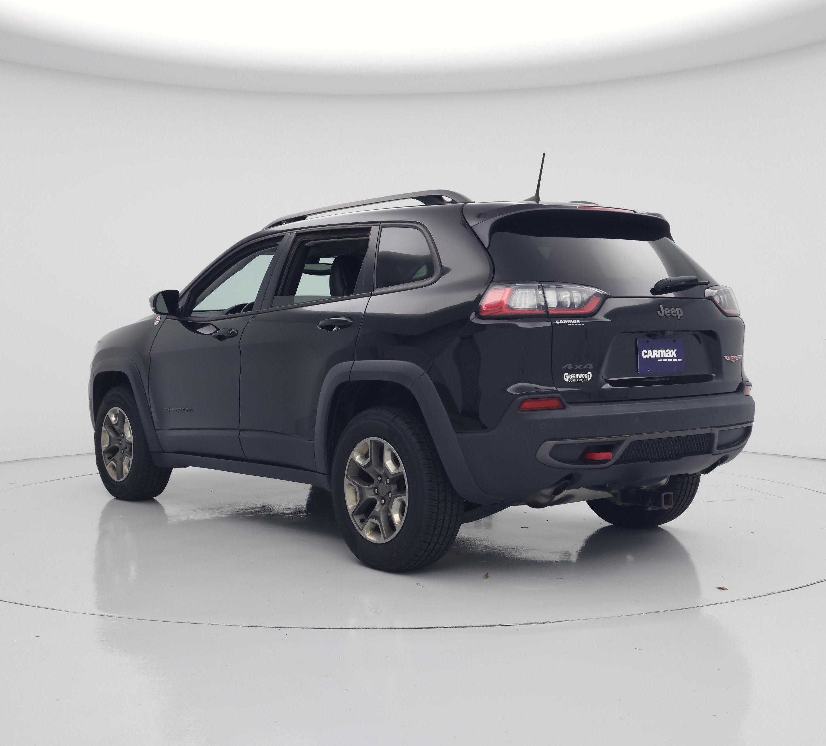 Thumbnail: 2019 Jeep Cherokee - 2