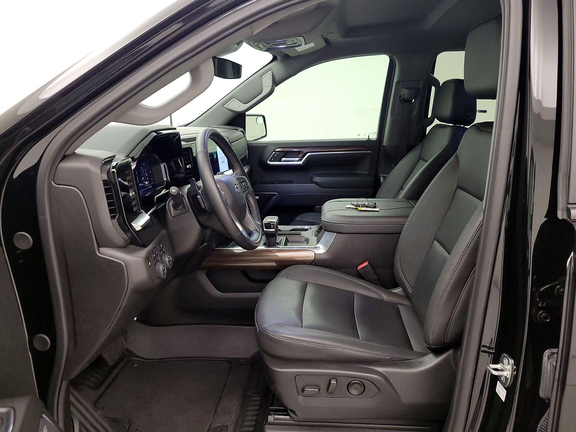 Thumbnail: 2024 Chevrolet Silverado 1500 - 11