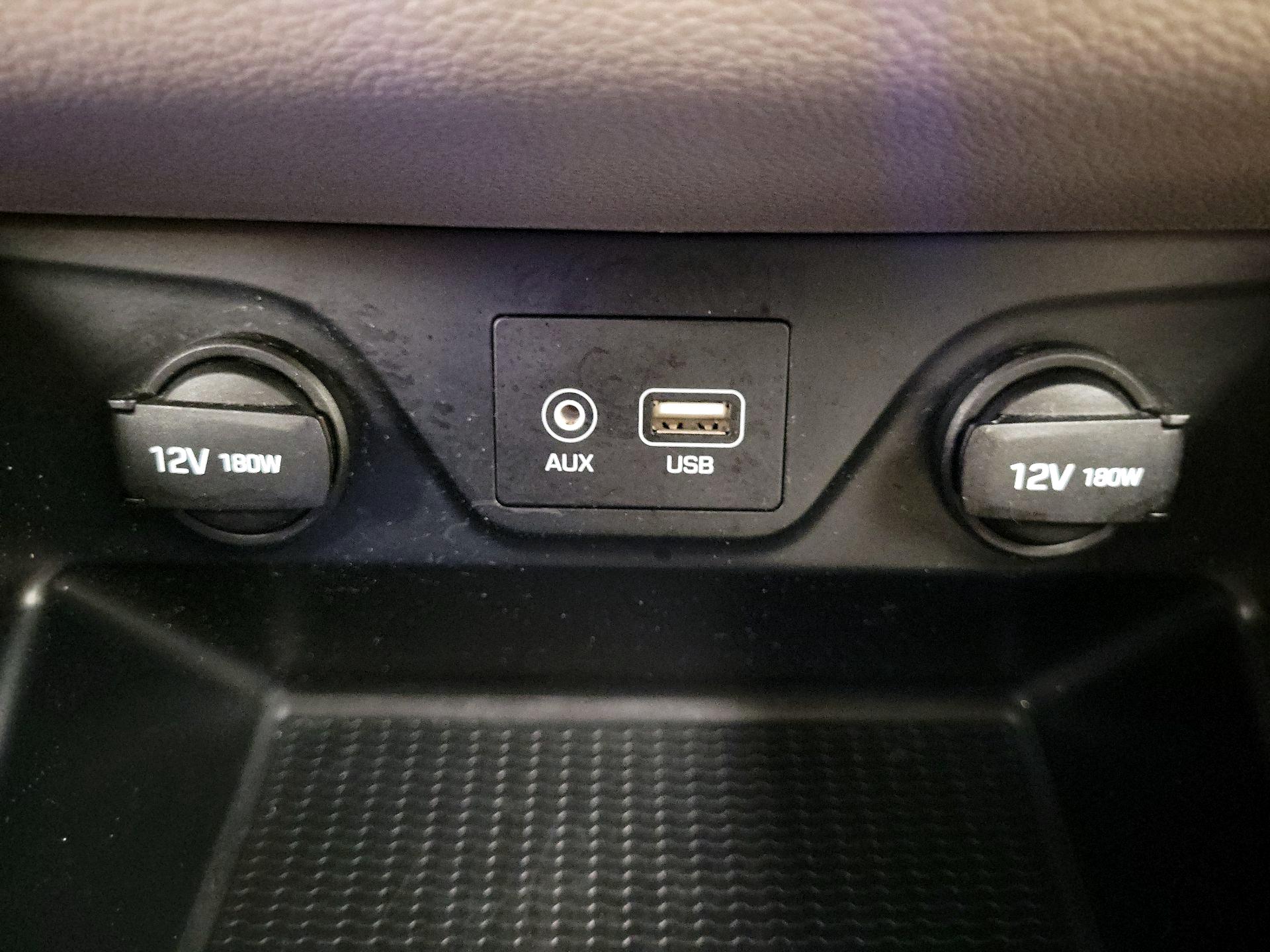 Thumbnail: 2016 Hyundai Tucson - 19