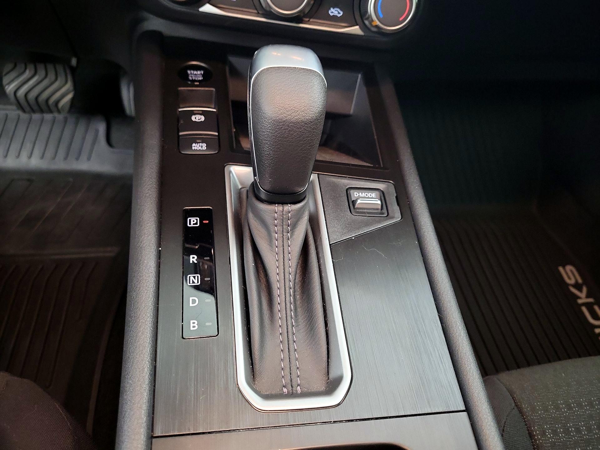 Thumbnail: 2025 Nissan Kicks - 16