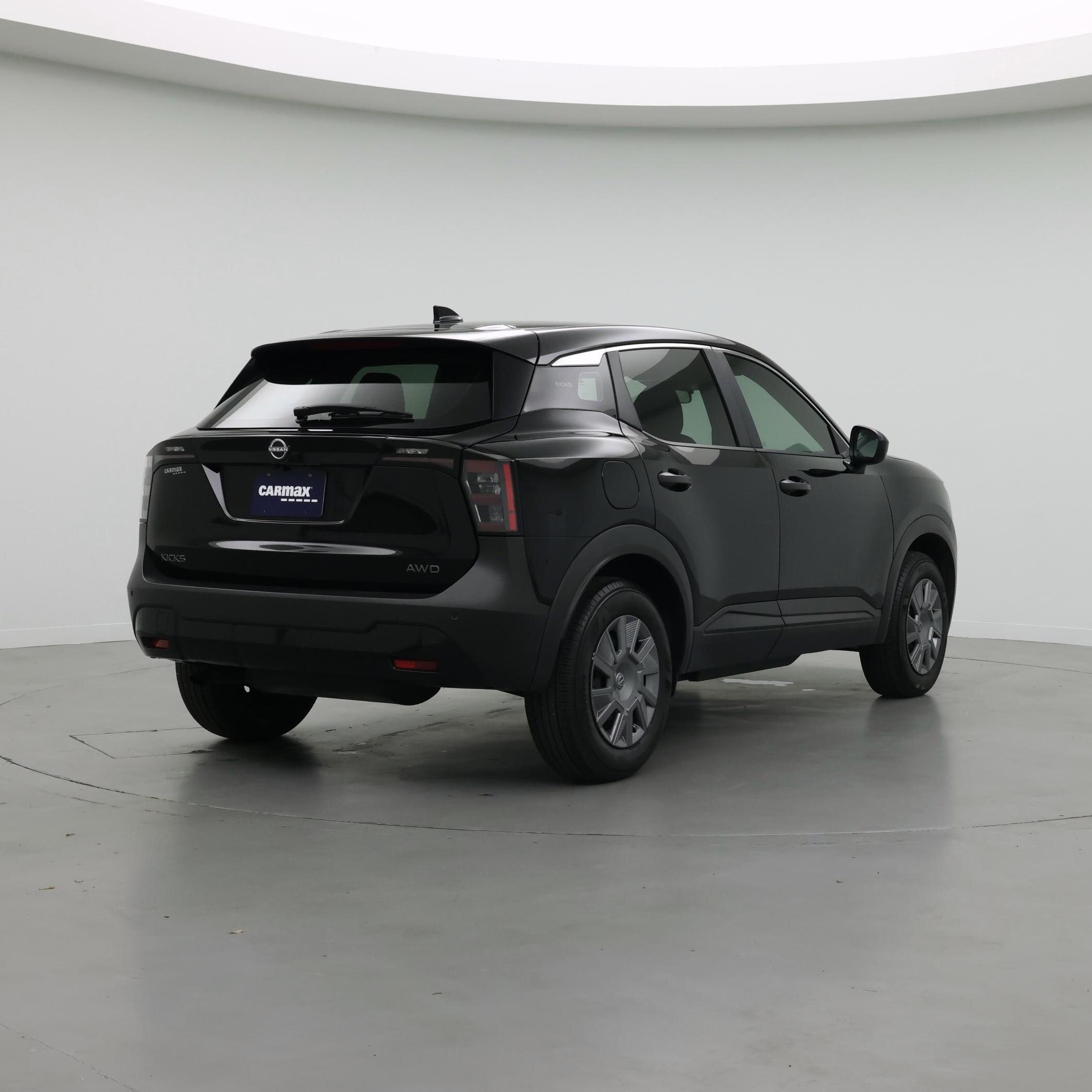 Thumbnail: 2025 Nissan Kicks - 8