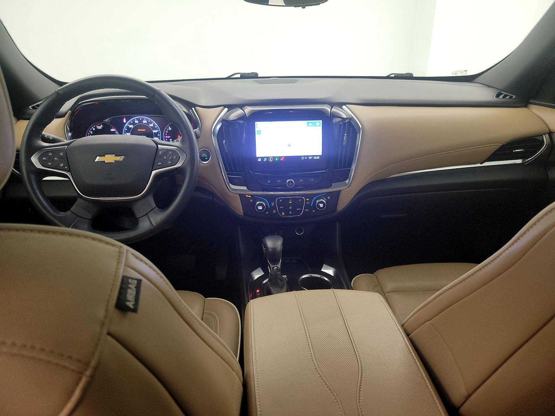 Thumbnail: 2023 Chevrolet Traverse - 9