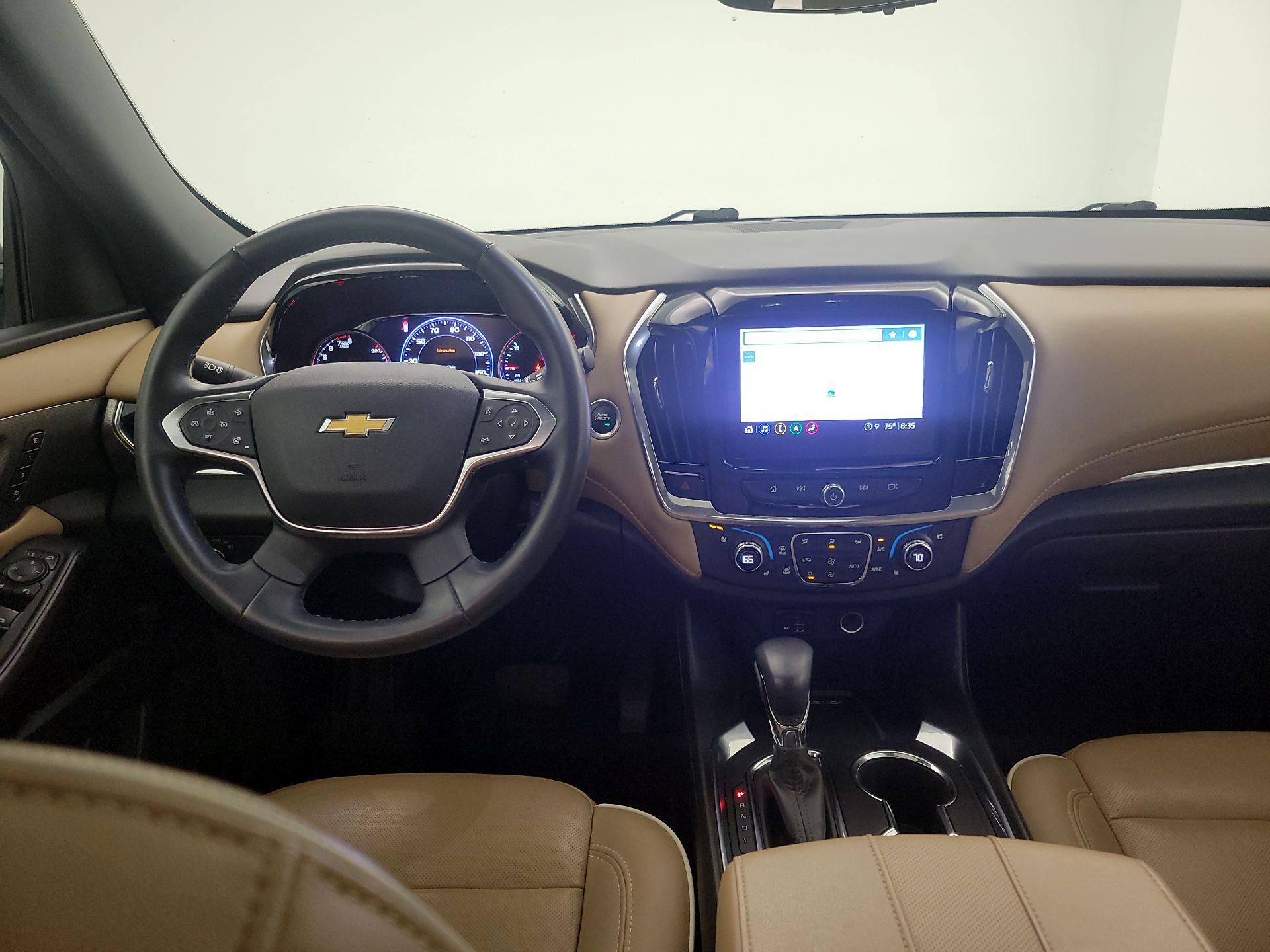Thumbnail: 2023 Chevrolet Traverse - 10