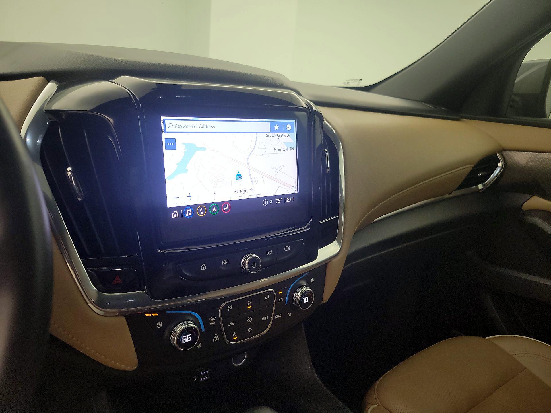 Thumbnail: 2023 Chevrolet Traverse - 14
