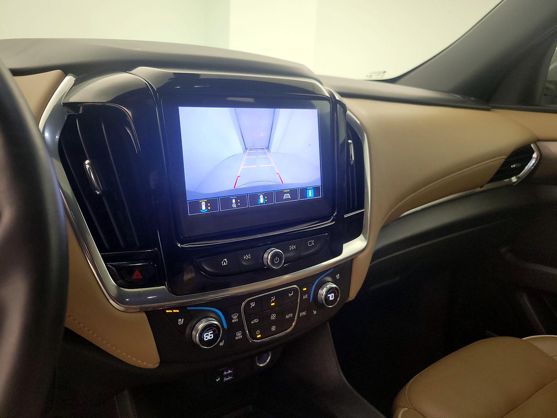 Thumbnail: 2023 Chevrolet Traverse - 15