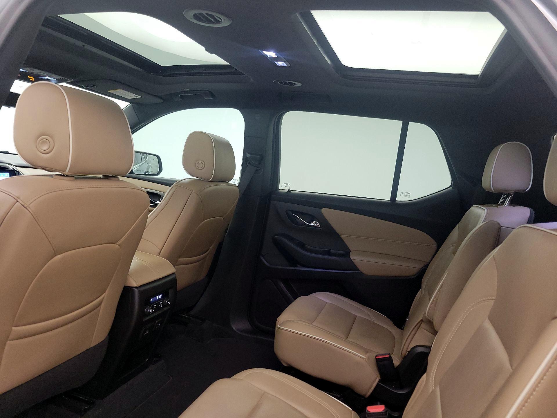 Thumbnail: 2023 Chevrolet Traverse - 20