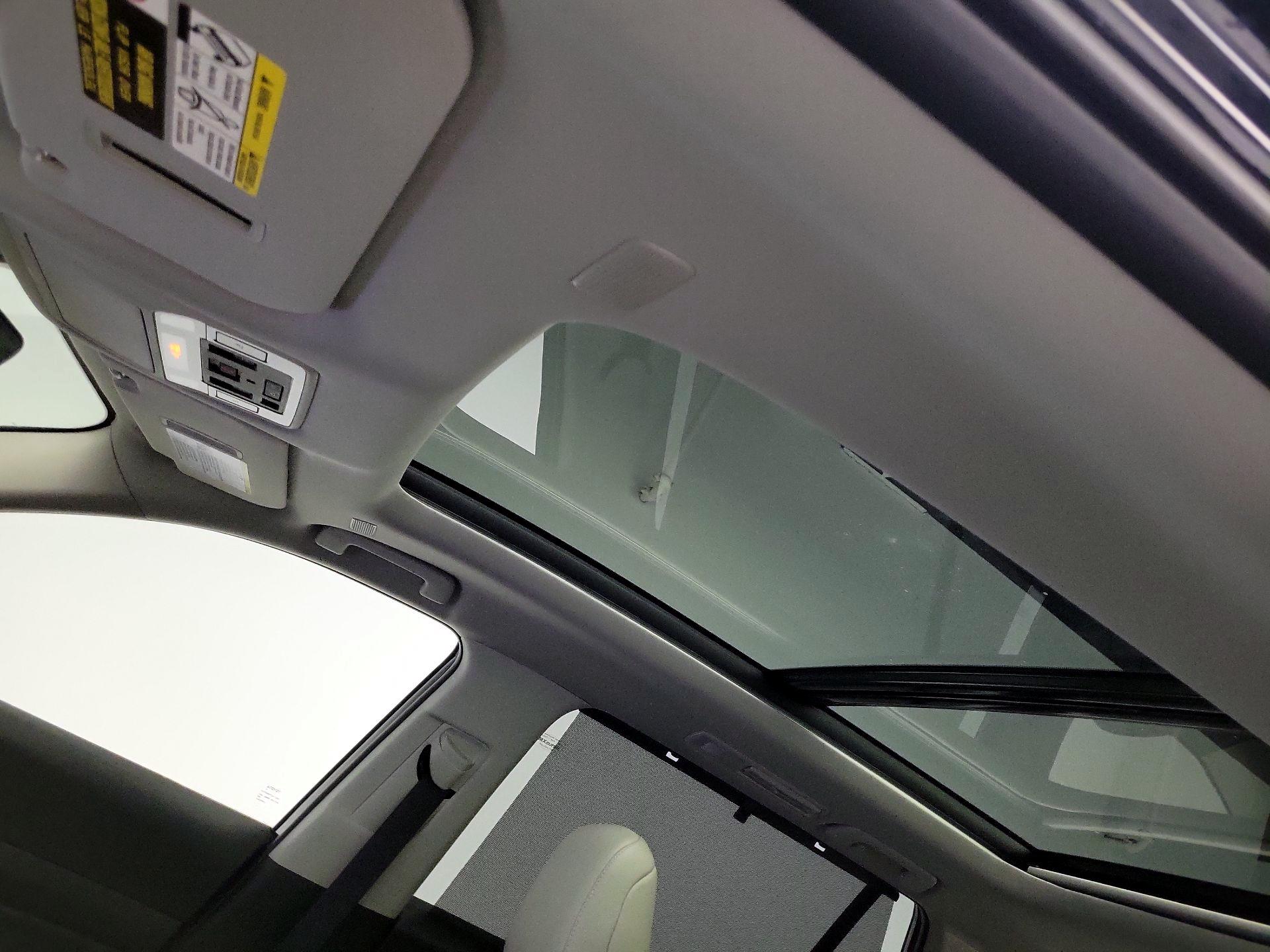 Thumbnail: 2025 Toyota Highlander - 19