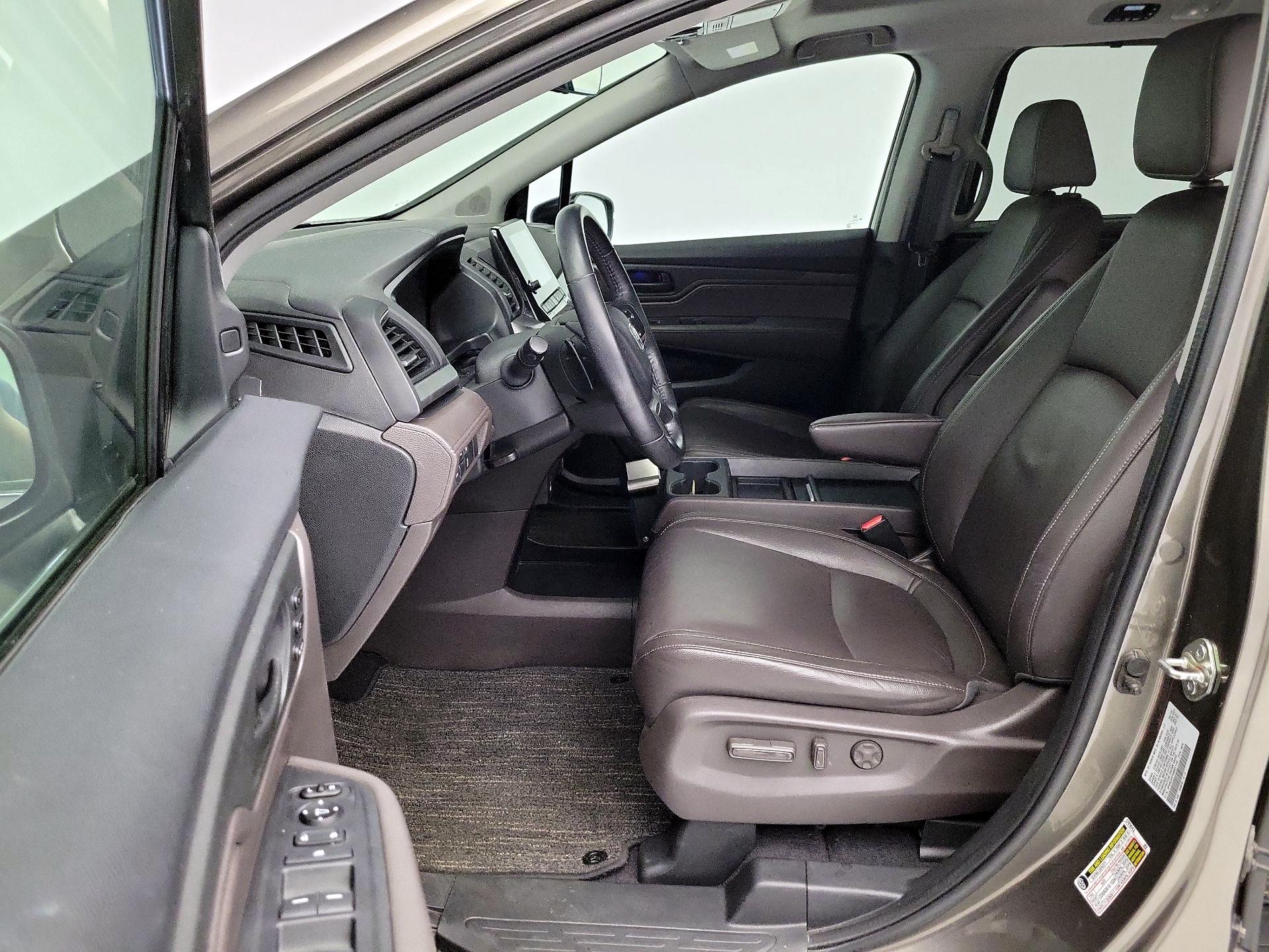 Thumbnail: 2021 Honda Odyssey - 11