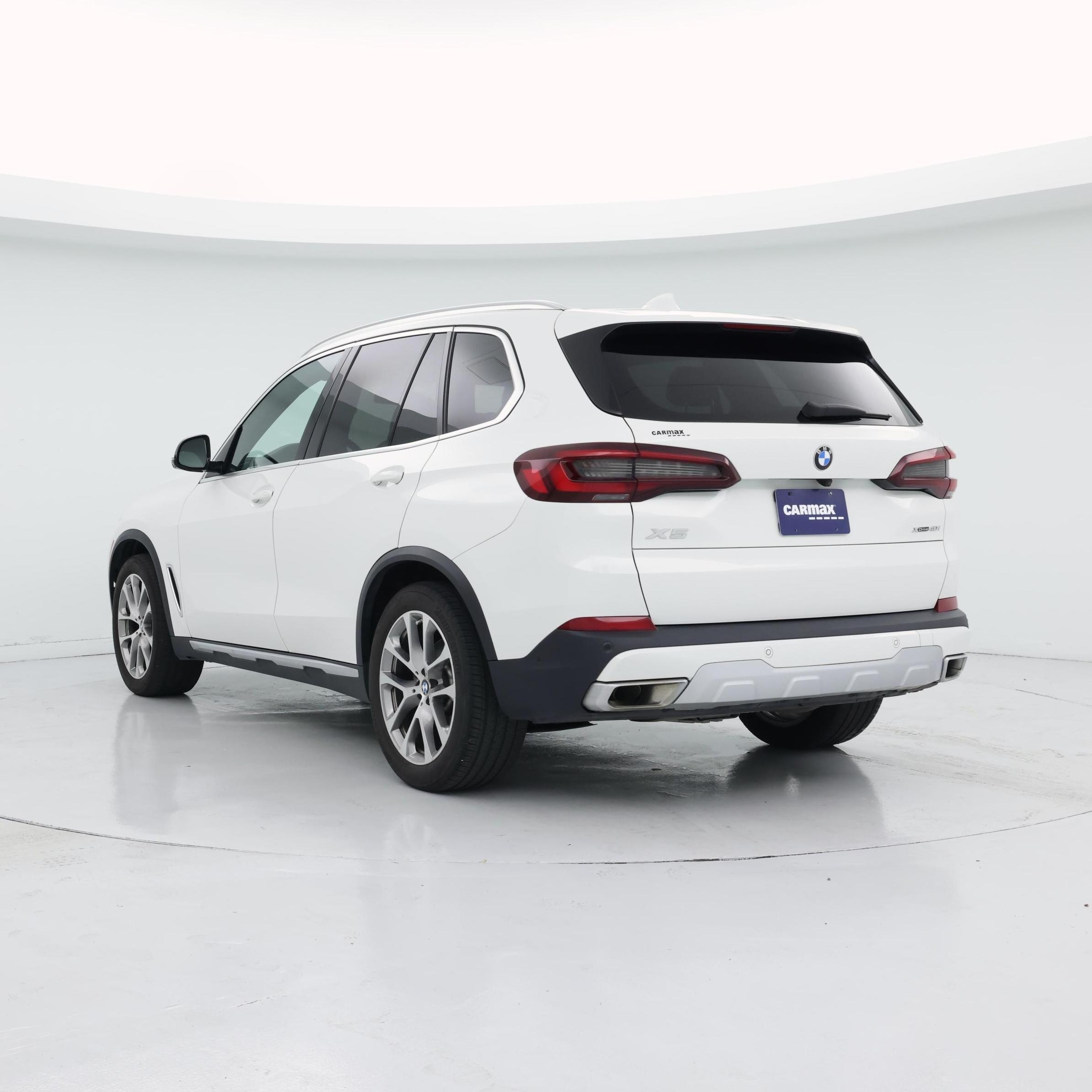 Thumbnail: 2023 BMW X5 - 2