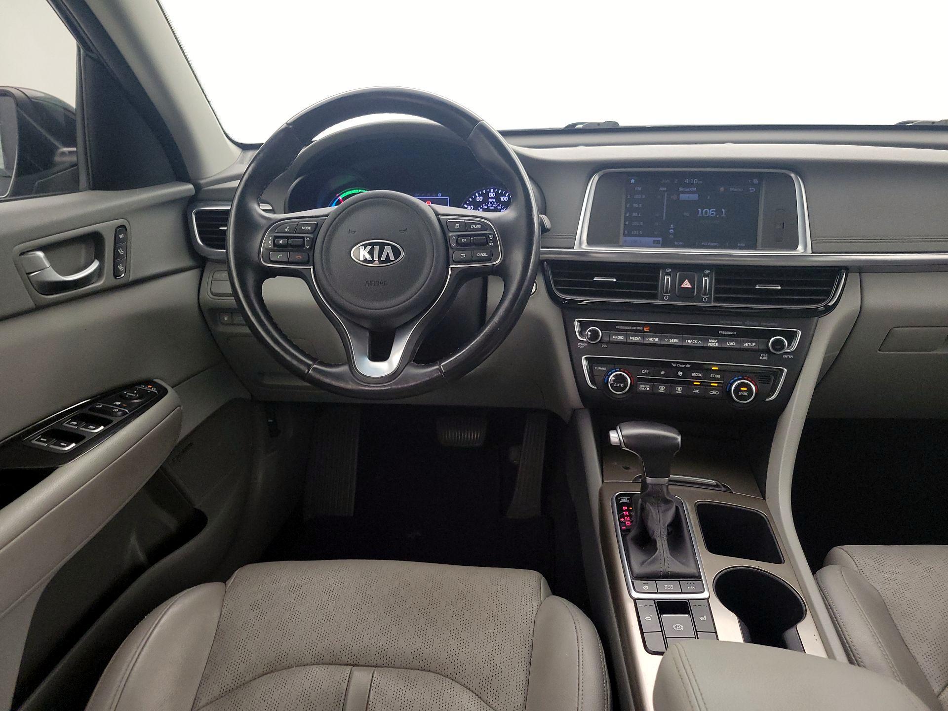 Thumbnail: 2017 Kia Optima - 10