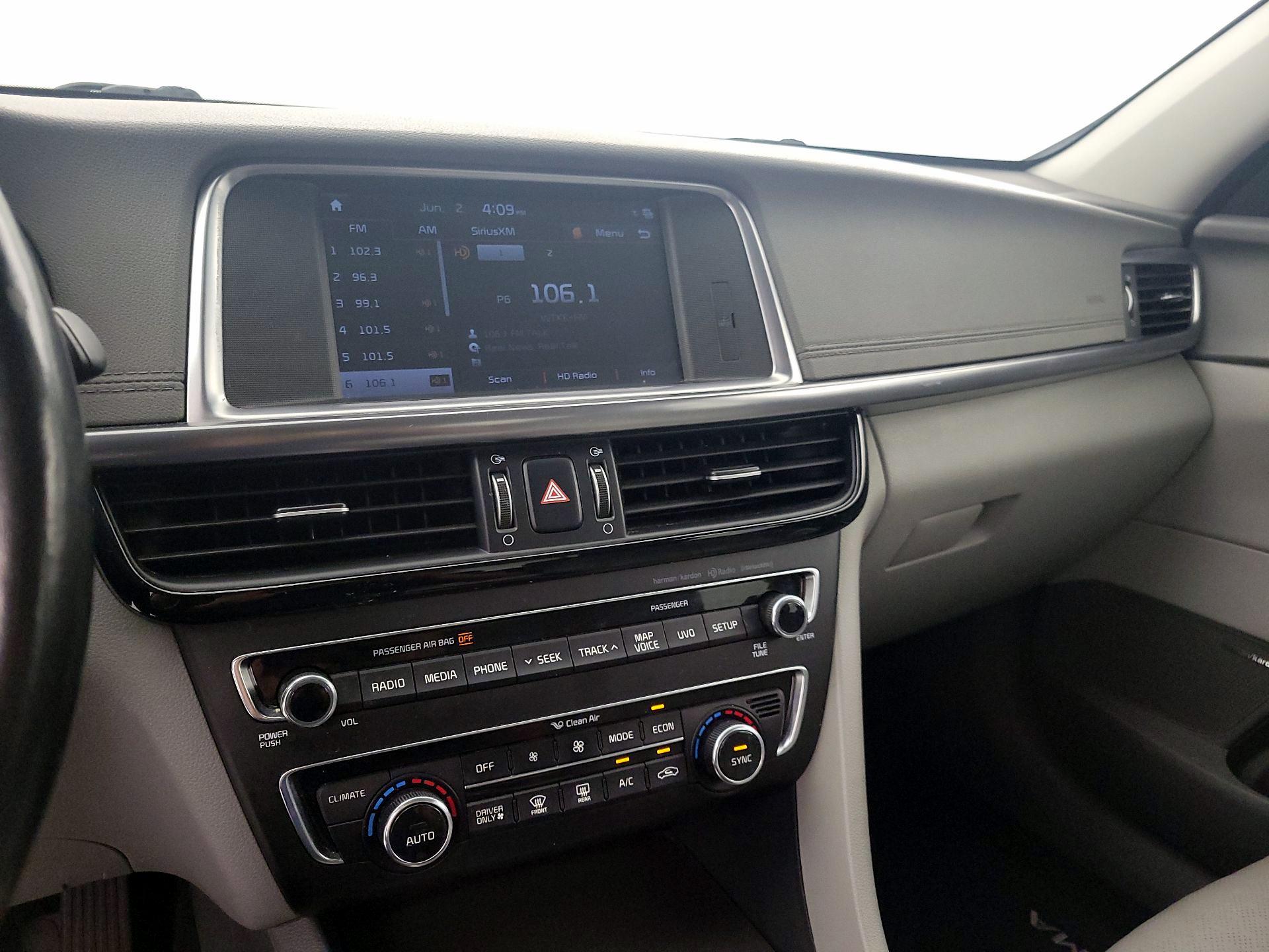 Thumbnail: 2017 Kia Optima - 15