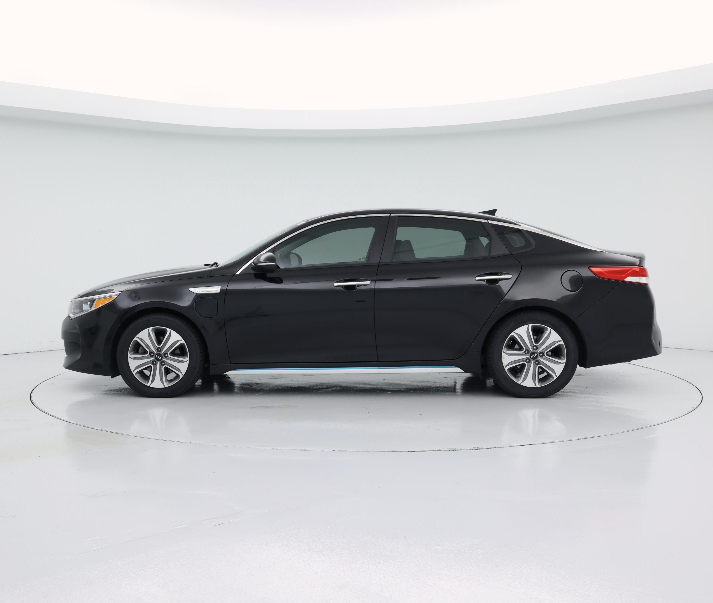 Thumbnail: 2017 Kia Optima - 3