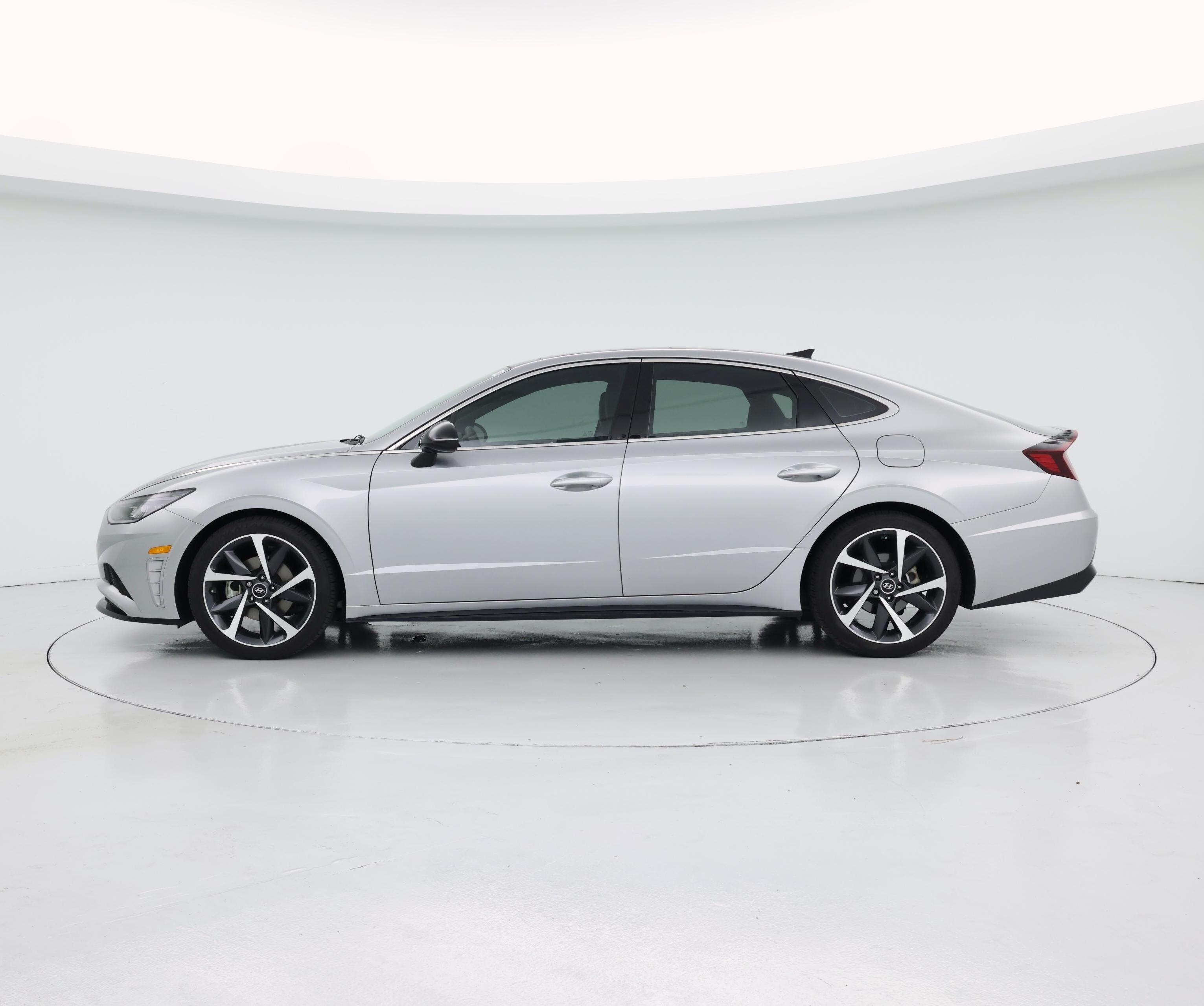 Thumbnail: 2022 Hyundai Sonata - 3