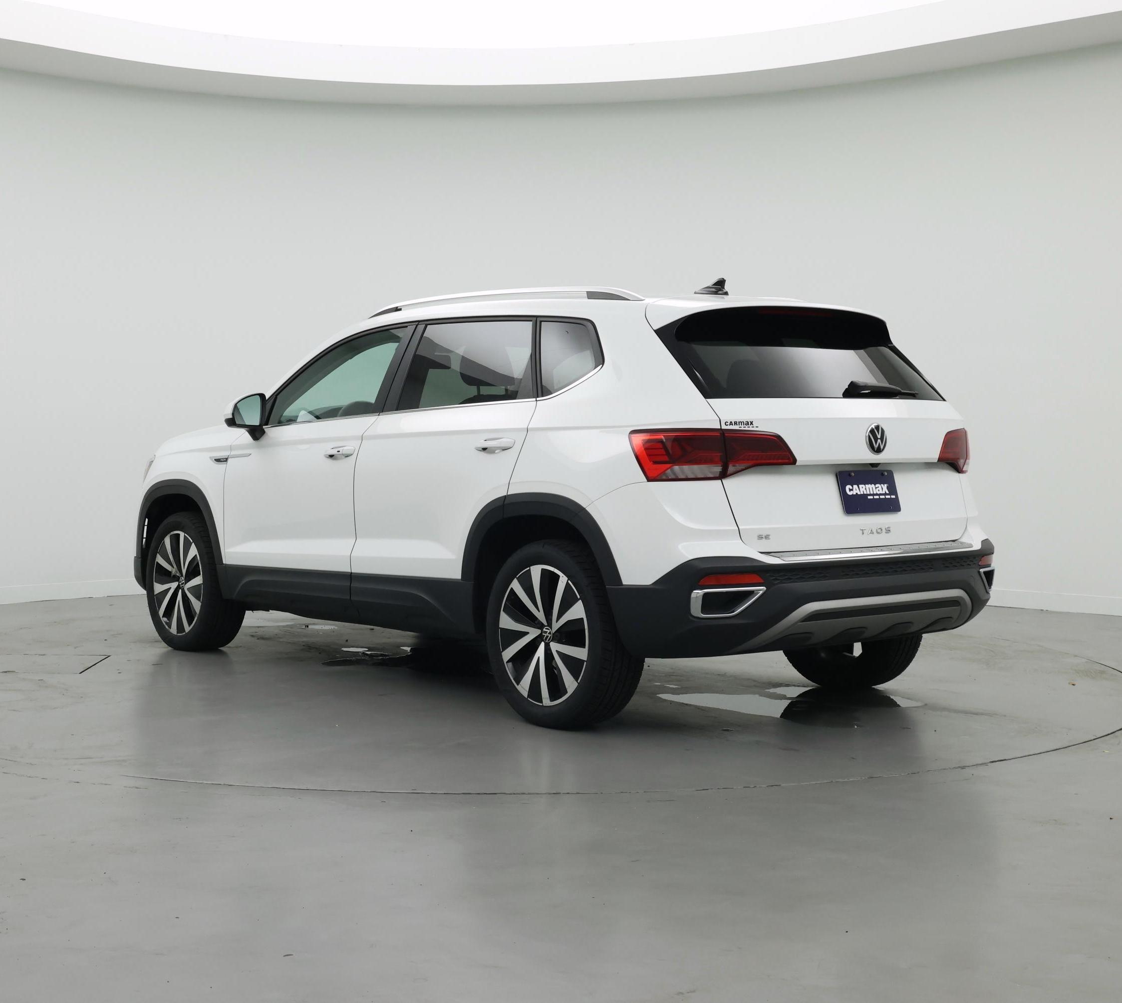 Thumbnail: 2022 Volkswagen Taos - 2