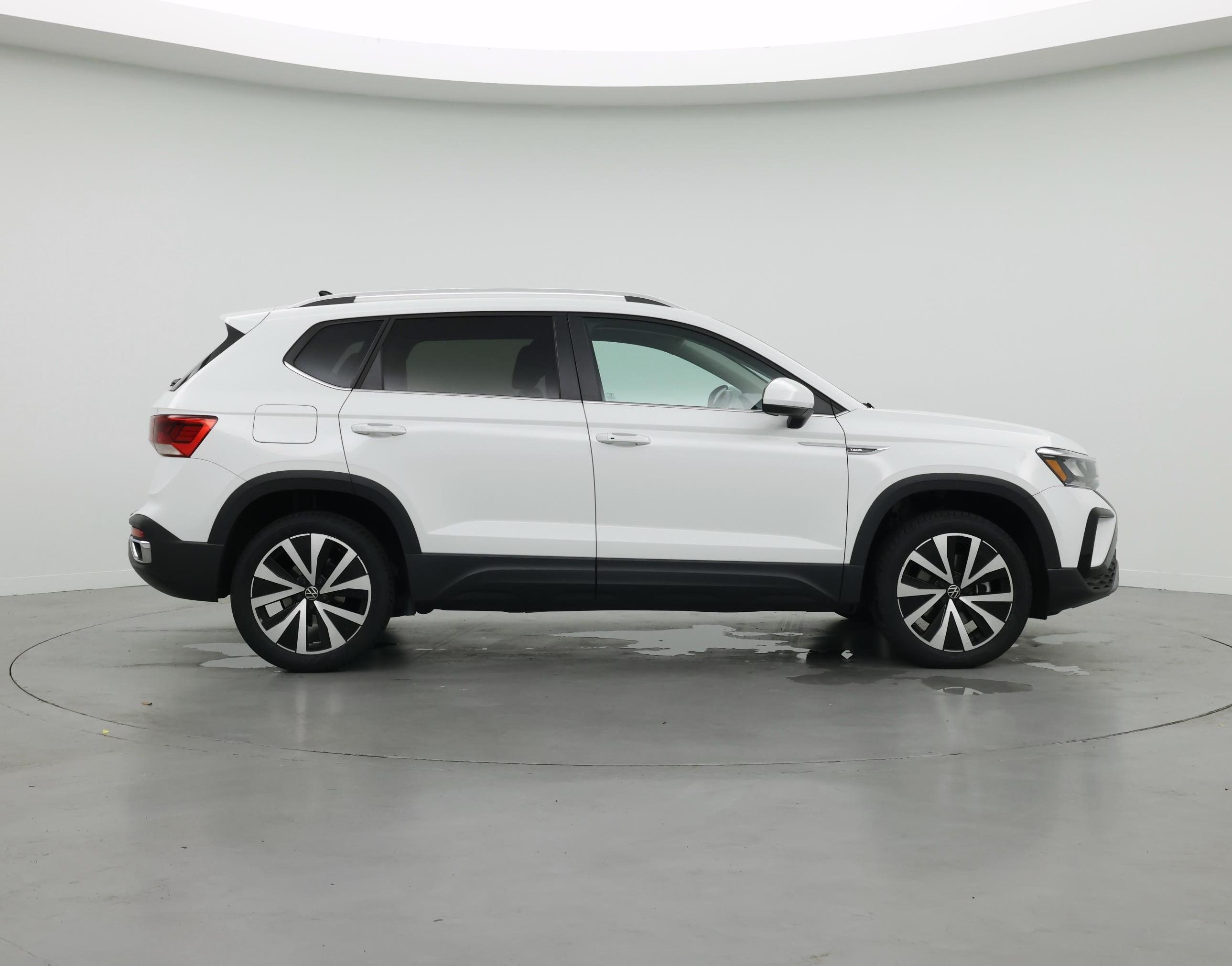 Thumbnail: 2022 Volkswagen Taos - 7