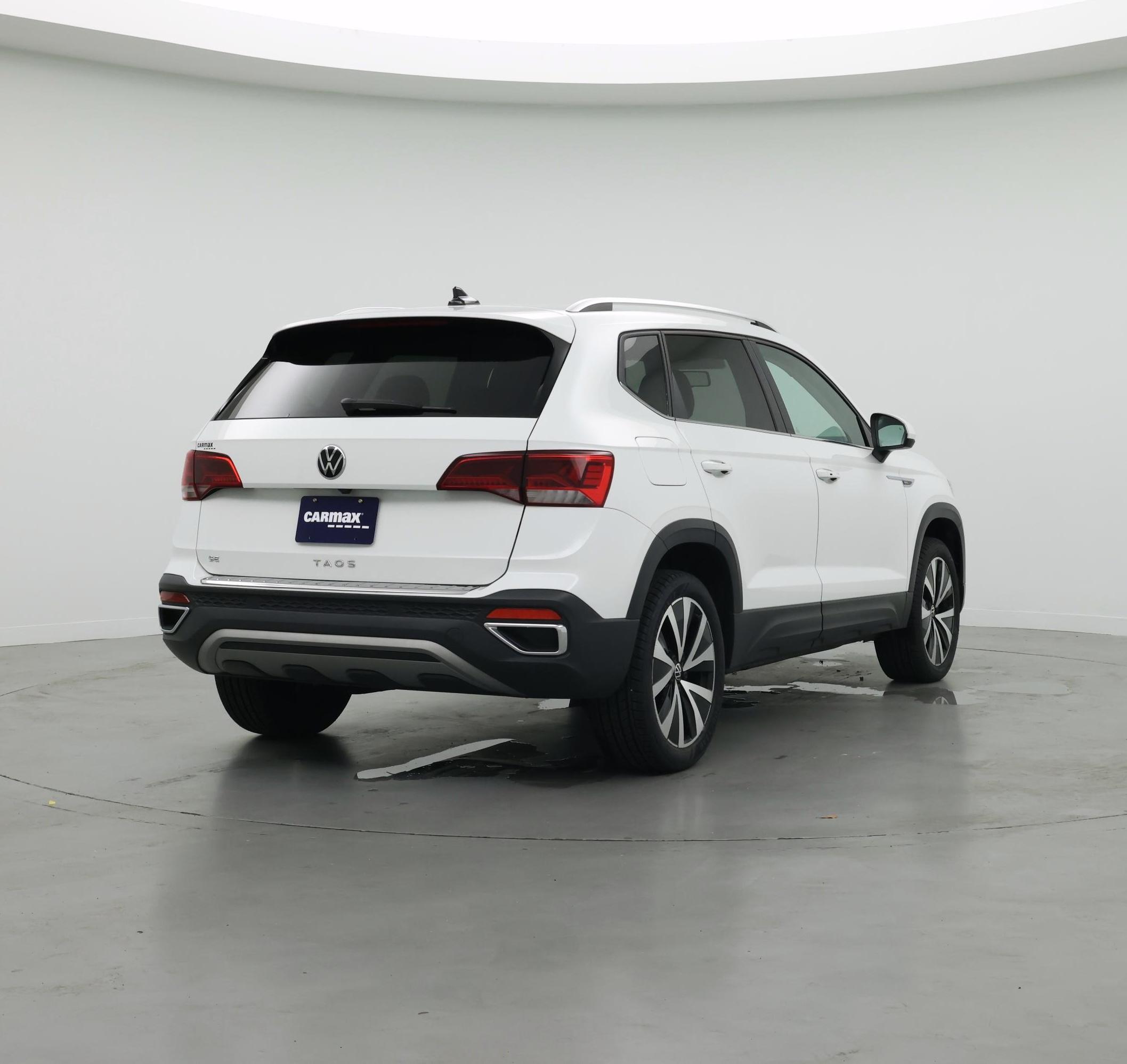 Thumbnail: 2022 Volkswagen Taos - 8