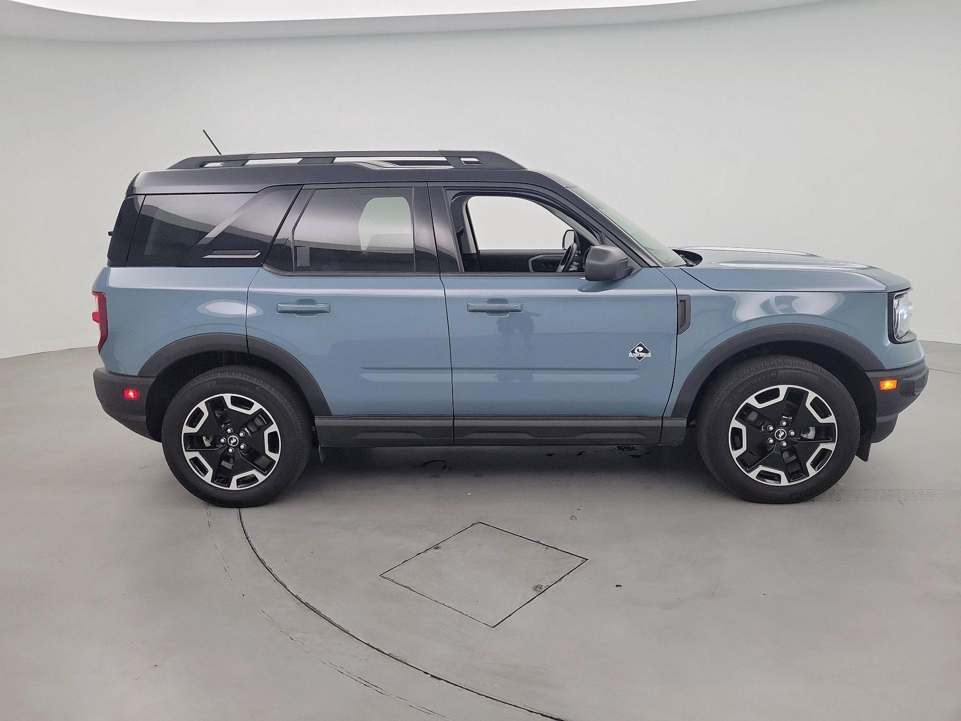 Thumbnail: 2023 Ford Bronco Sport - 4