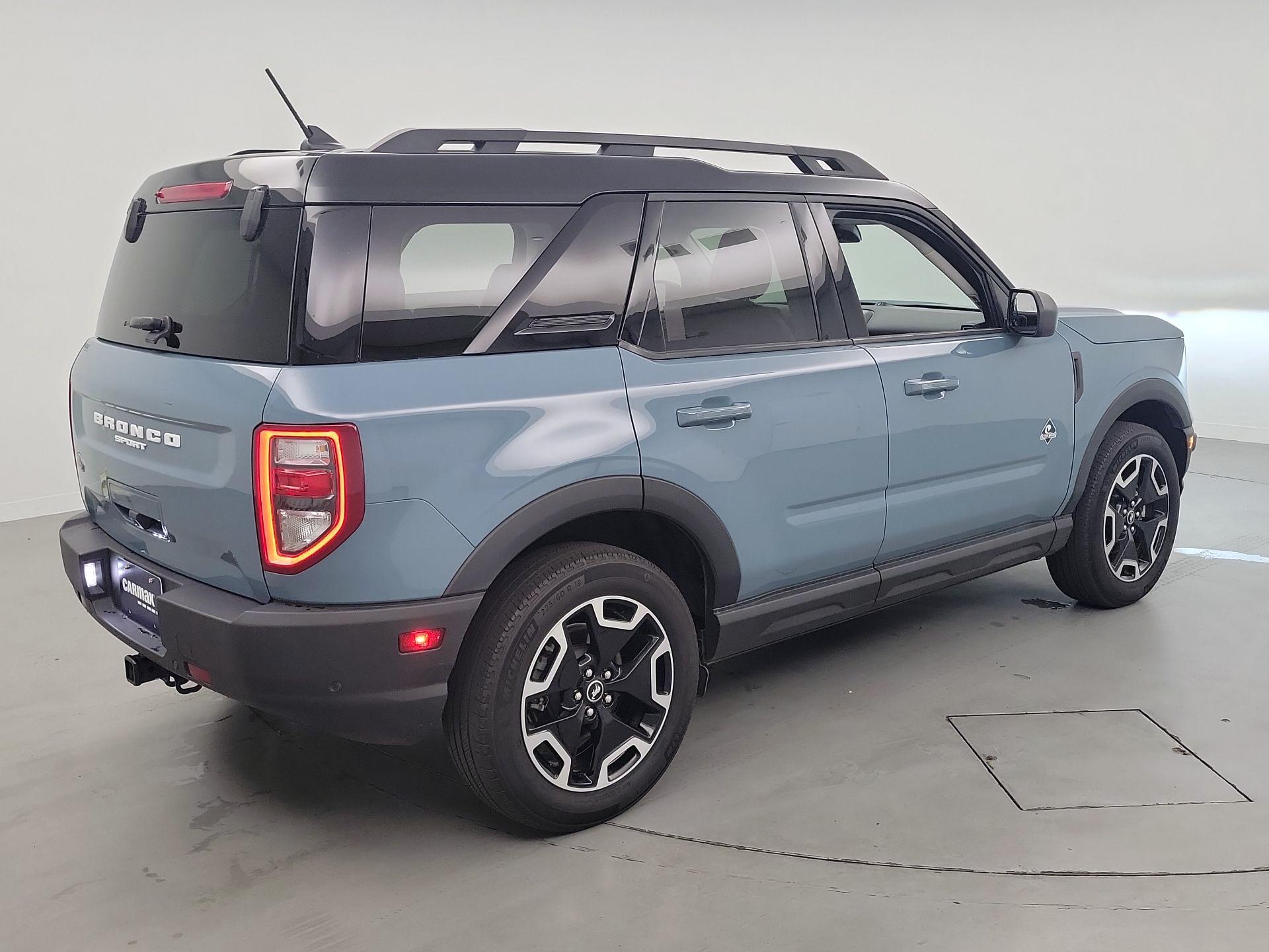Thumbnail: 2023 Ford Bronco Sport - 5